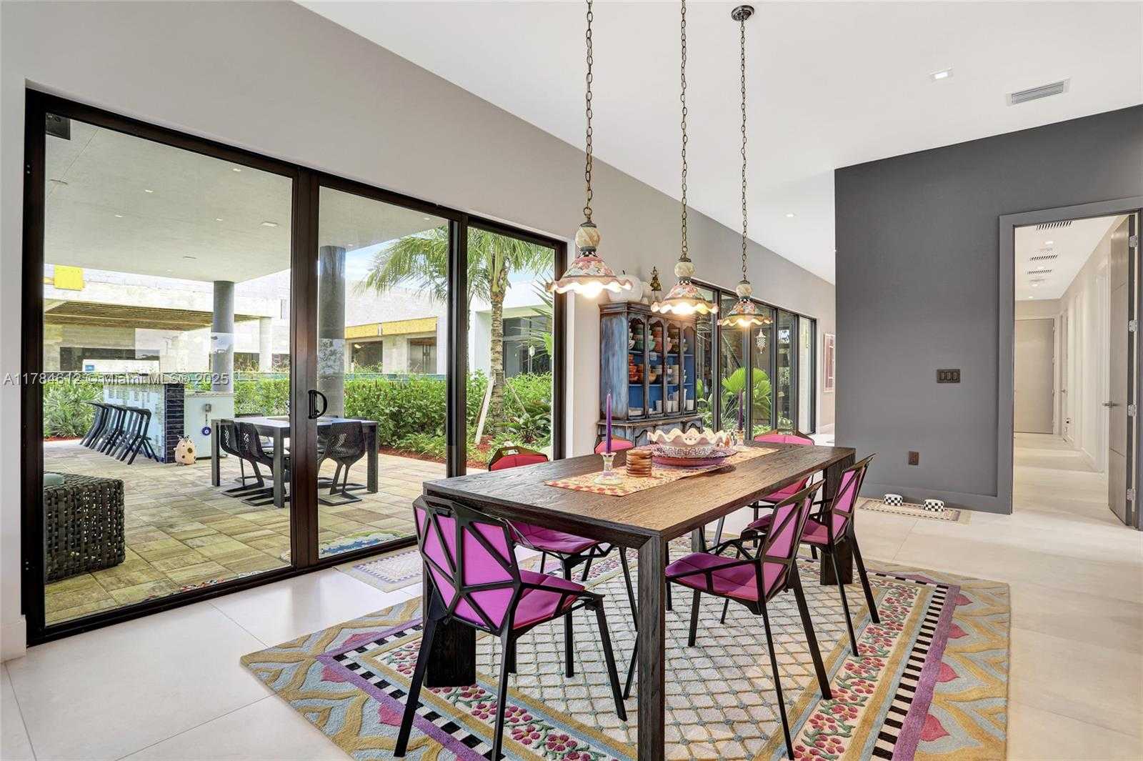 Small Image of 16709 NORTH BOTANIKO DR, Weston Number 25