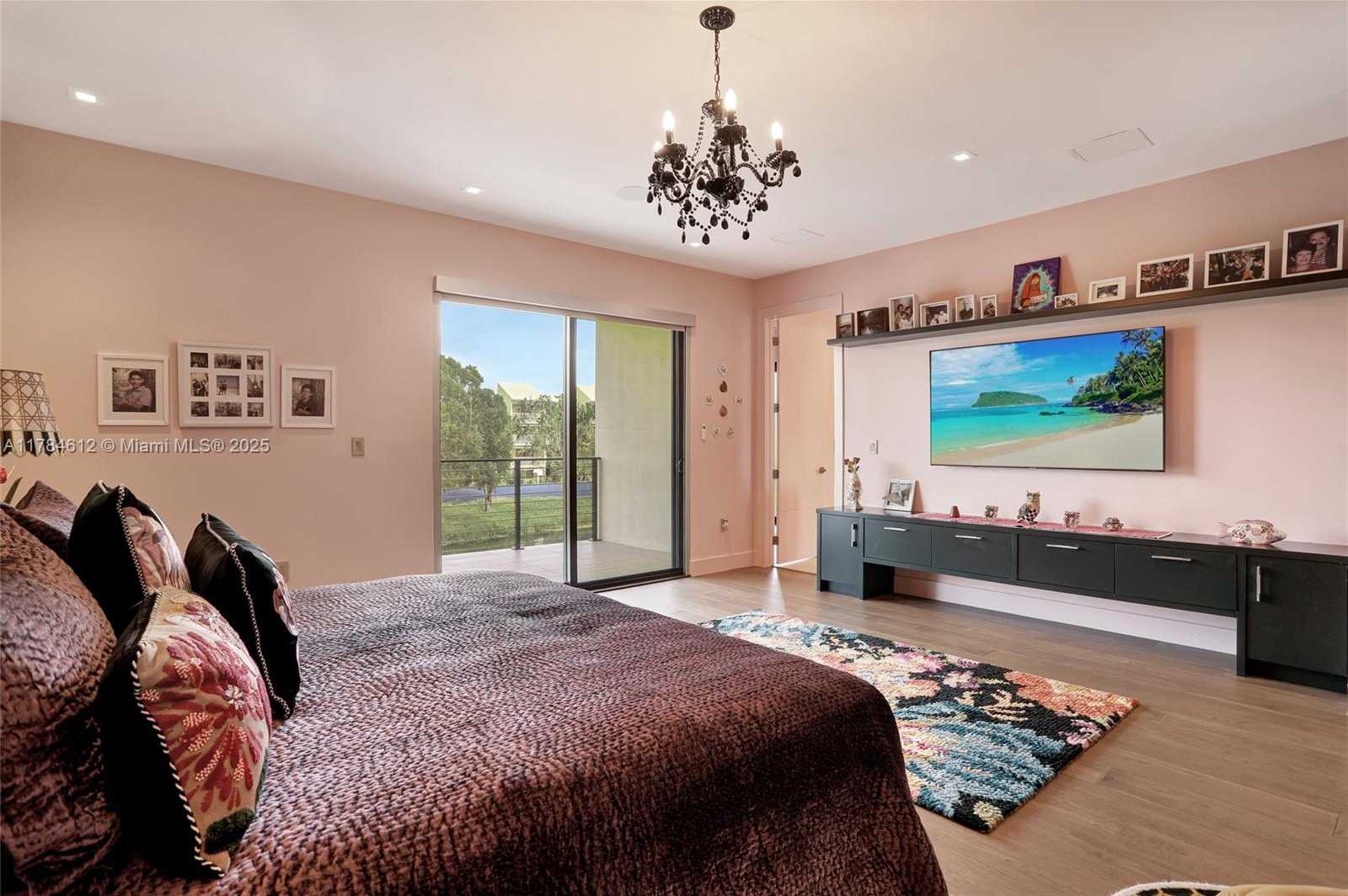 Small Image of 16709 NORTH BOTANIKO DR, Weston Number 40