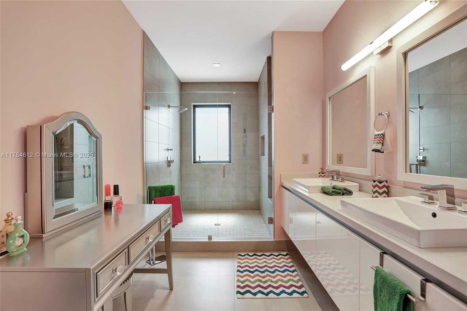 Small Image of 16709 NORTH BOTANIKO DR, Weston Number 42