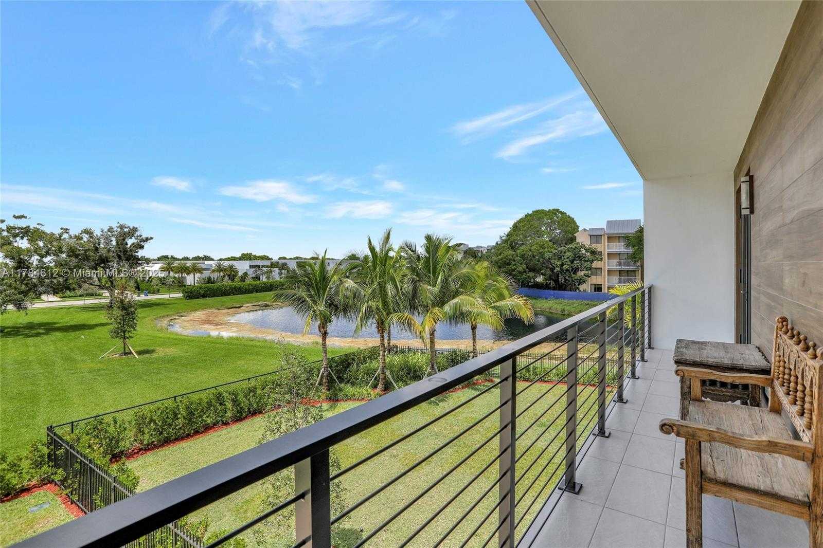 Small Image of 16709 NORTH BOTANIKO DR, Weston Number 48