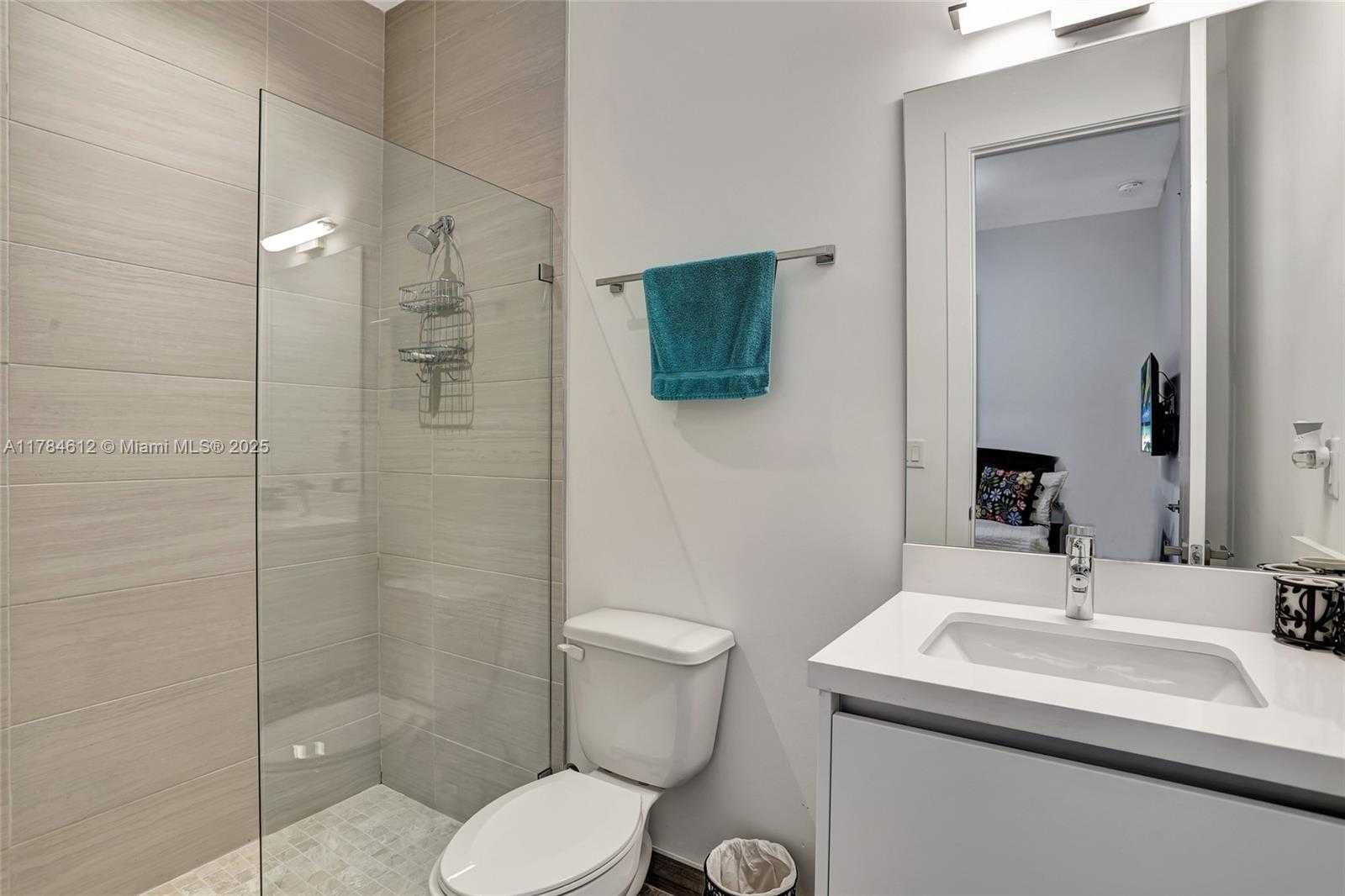 Small Image of 16709 NORTH BOTANIKO DR, Weston Number 54