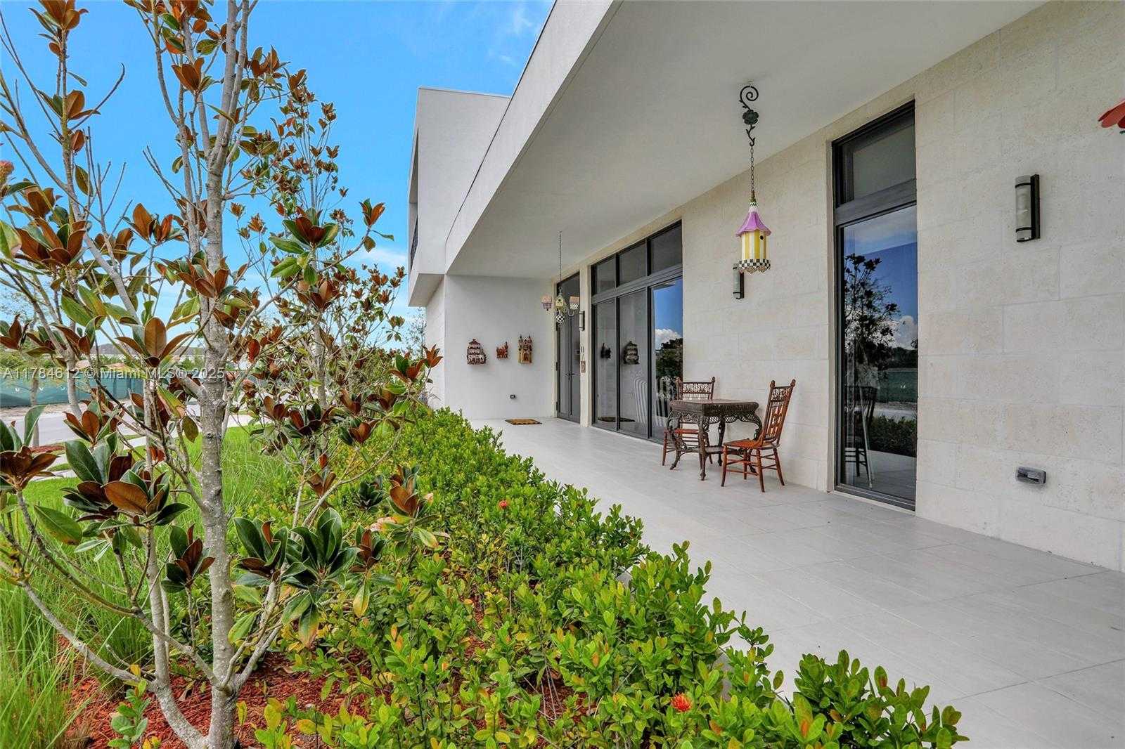 Small Image of 16709 NORTH BOTANIKO DR, Weston Number 6