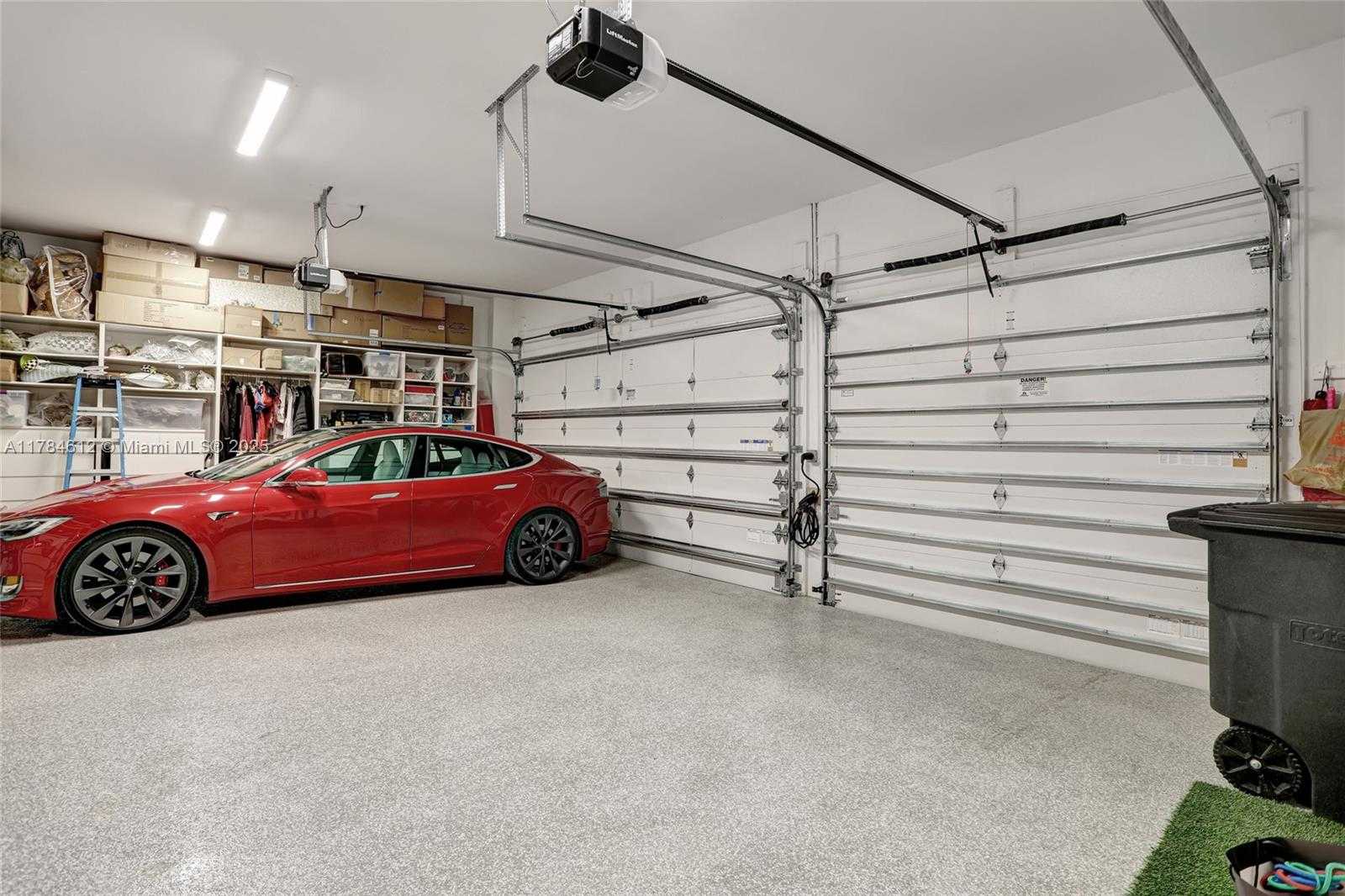 Small Image of 16709 NORTH BOTANIKO DR, Weston Number 60