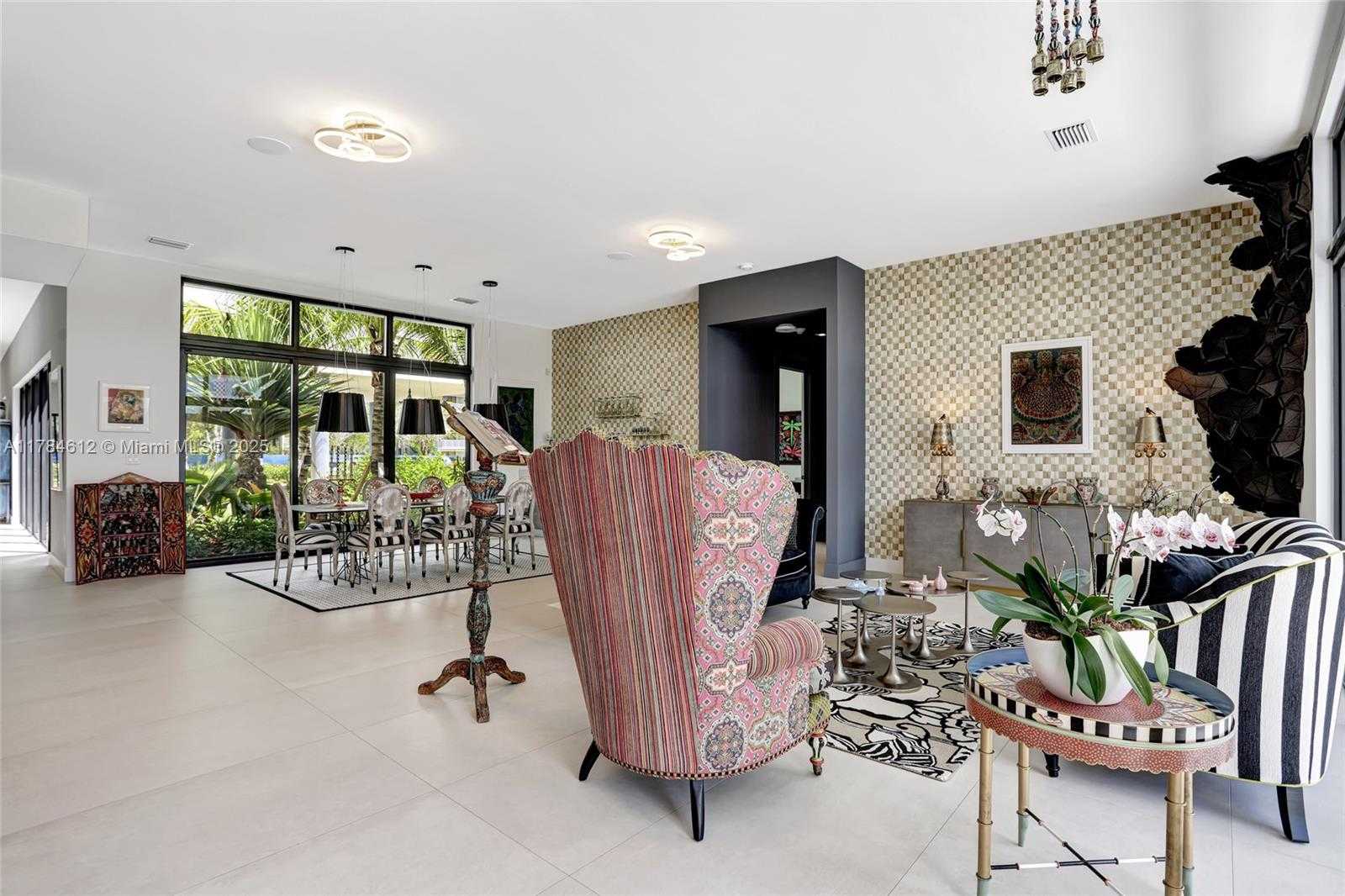 Small Image of 16709 NORTH BOTANIKO DR, Weston Number 7