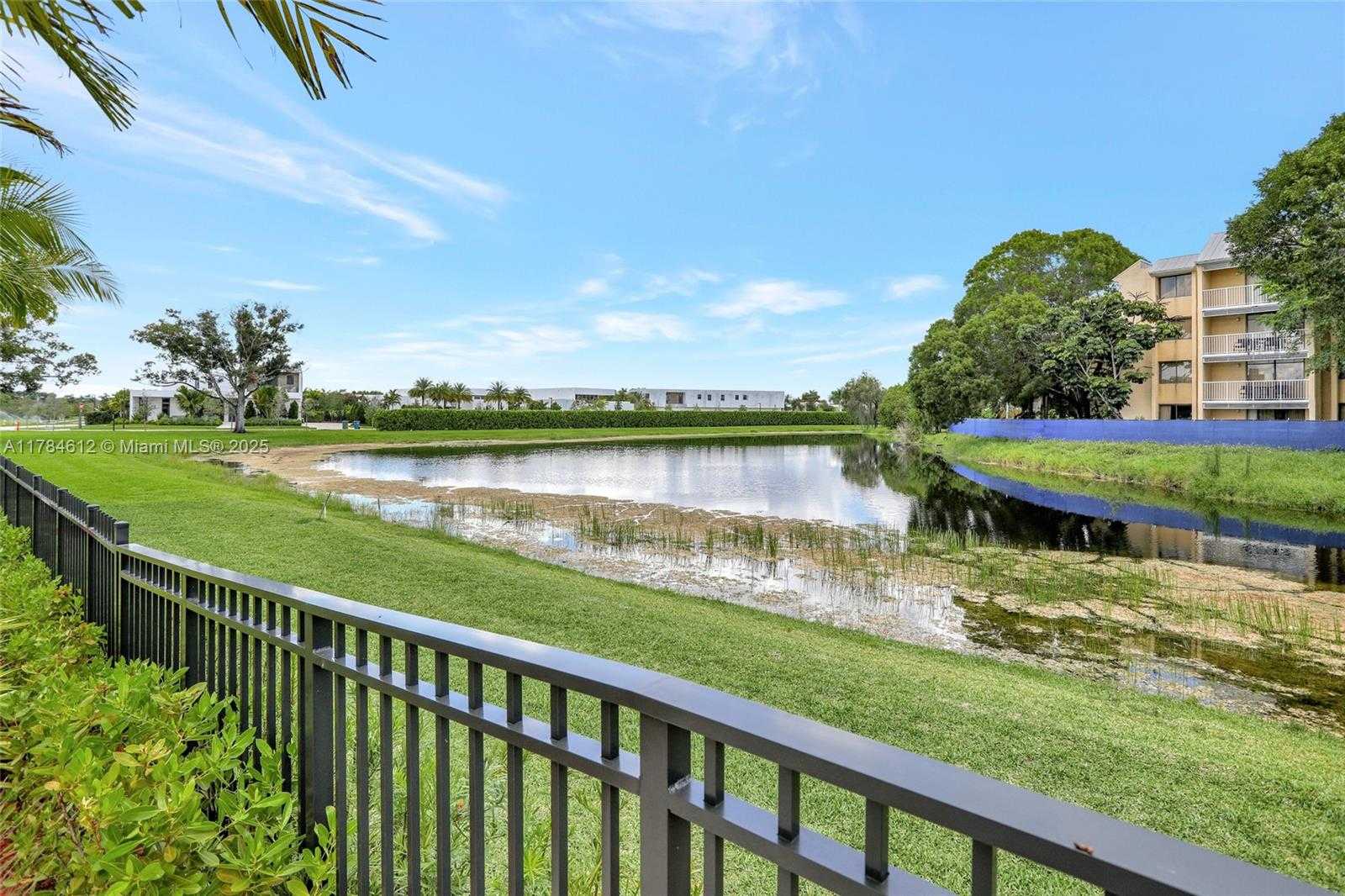 Small Image of 16709 NORTH BOTANIKO DR, Weston Number 73
