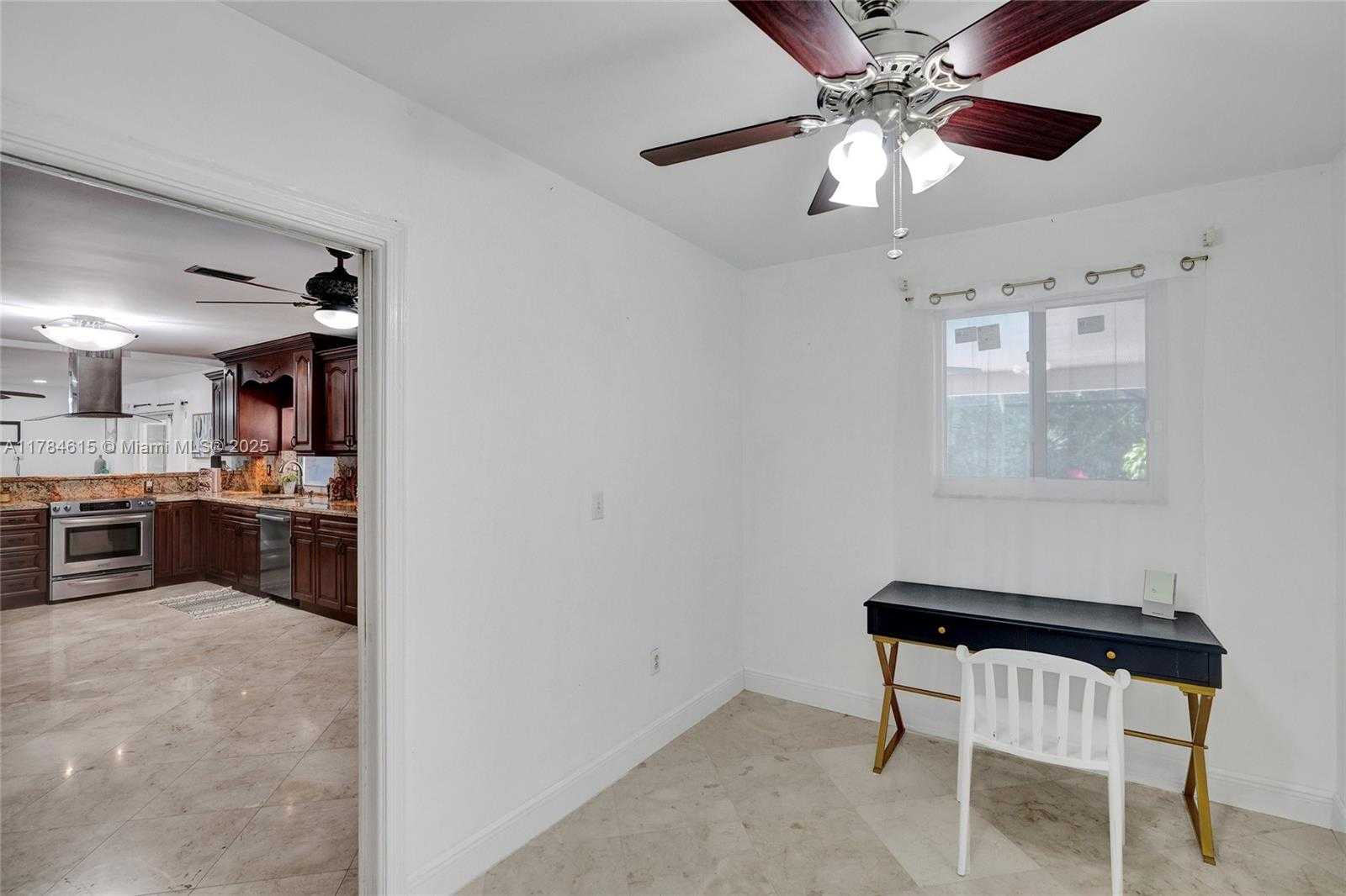 Small Image of 7360 SOUTH WEST 120TH ST, Pinecrest Number 13