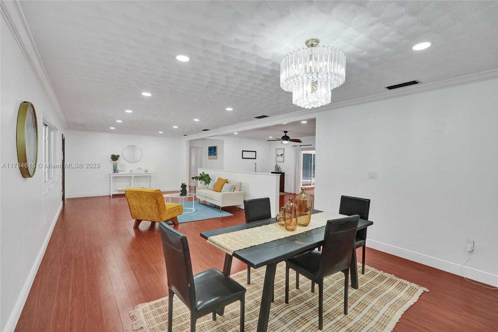 Small Image of 7360 SOUTH WEST 120TH ST, Pinecrest Number 19