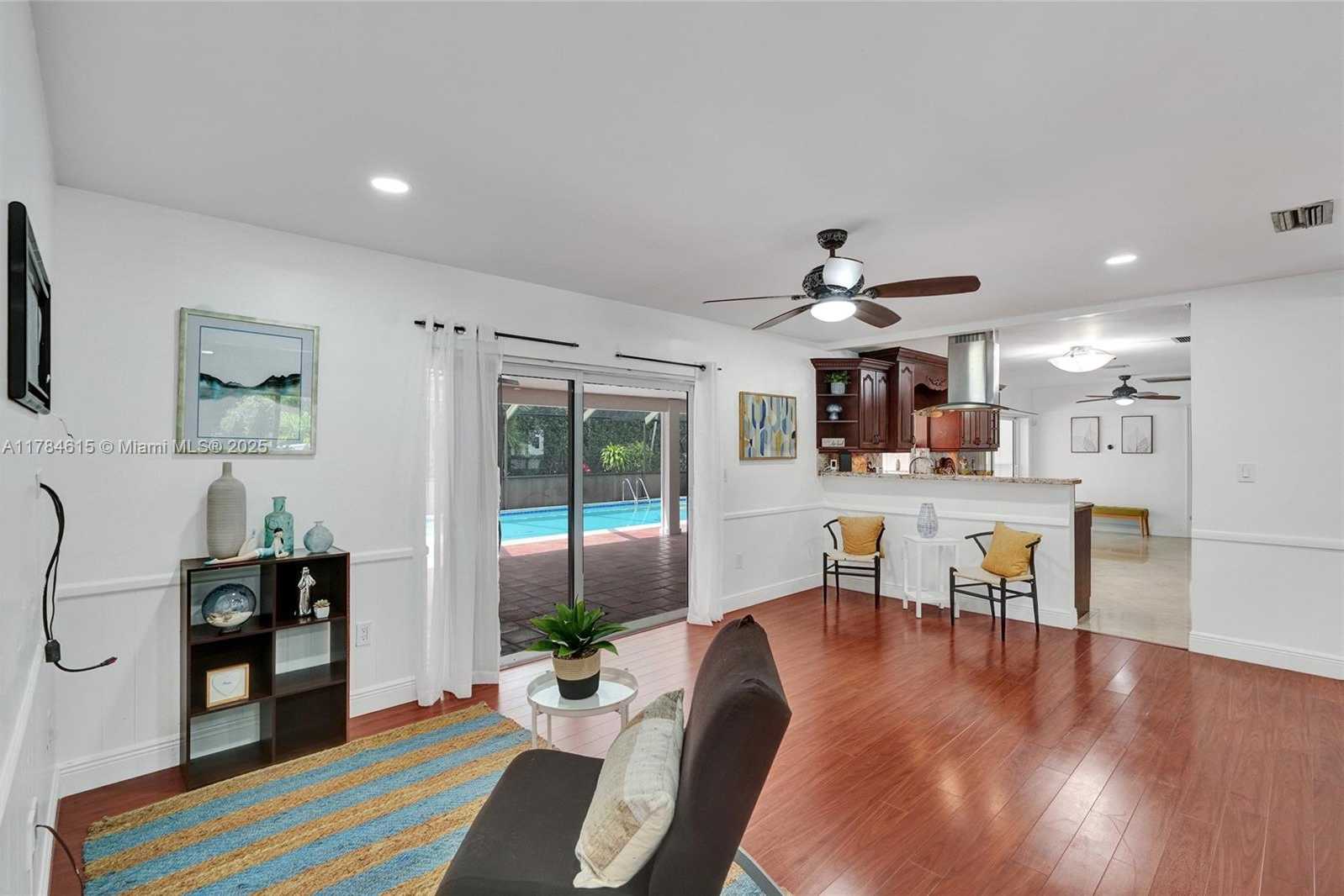Small Image of 7360 SOUTH WEST 120TH ST, Pinecrest Number 20