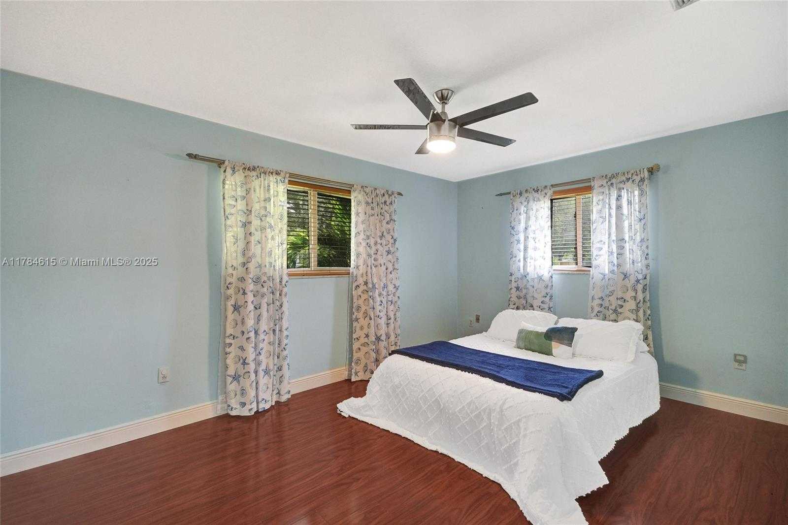 Small Image of 7360 SOUTH WEST 120TH ST, Pinecrest Number 36