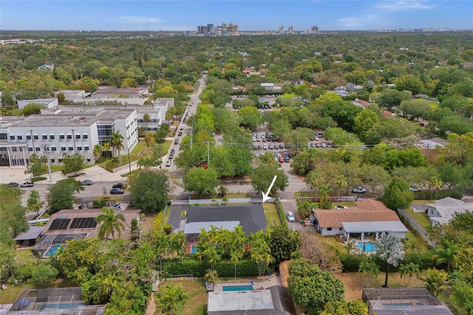 Small Image of 7360 SOUTH WEST 120TH ST, Pinecrest Number 59