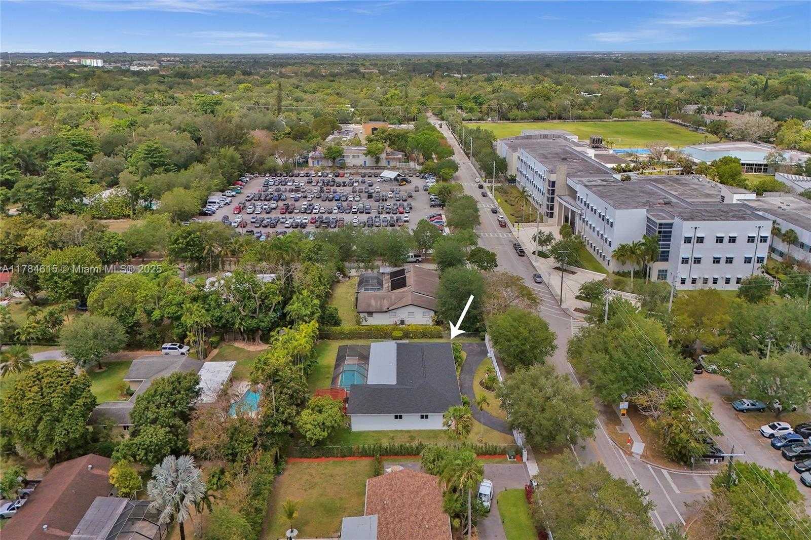 Small Image of 7360 SOUTH WEST 120TH ST, Pinecrest Number 61