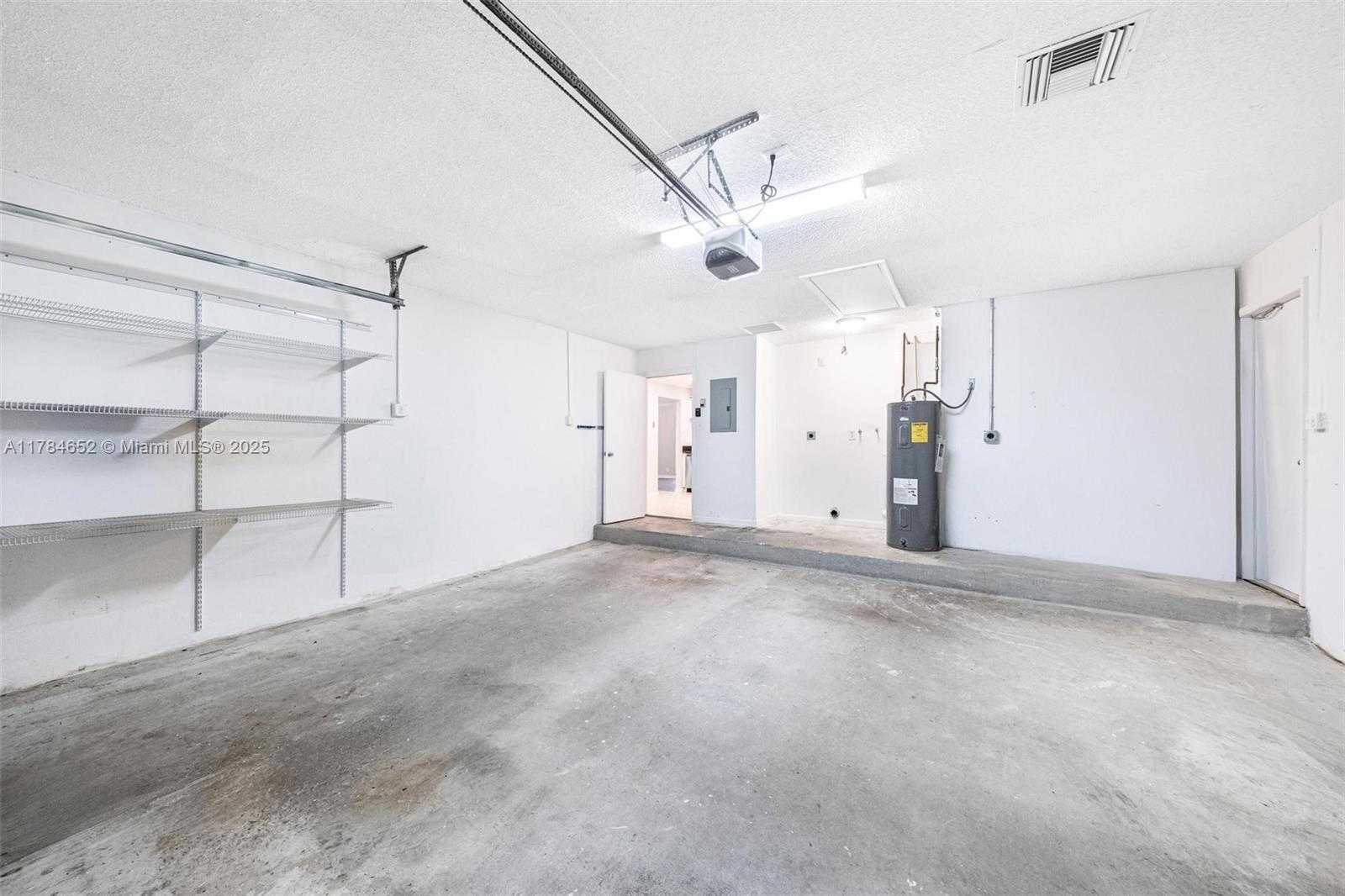 Small Image of 19476 CAROLINA CIR, Boca Raton Number 17