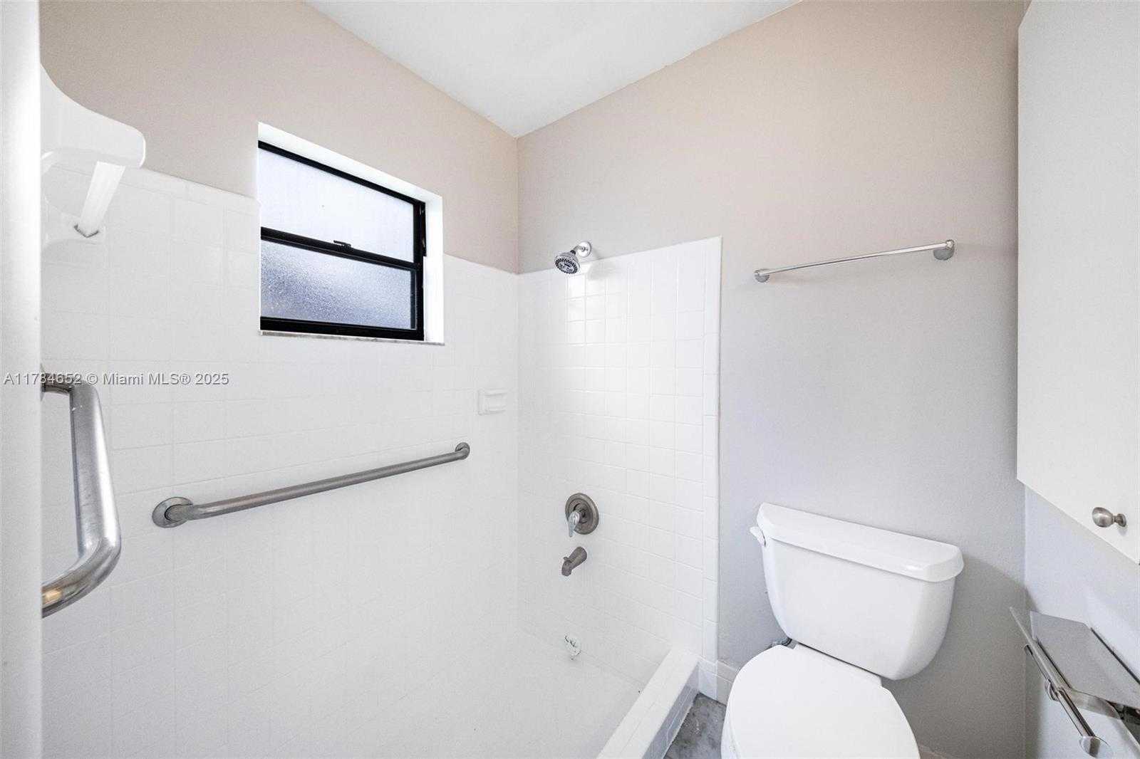 Small Image of 19476 CAROLINA CIR, Boca Raton Number 25
