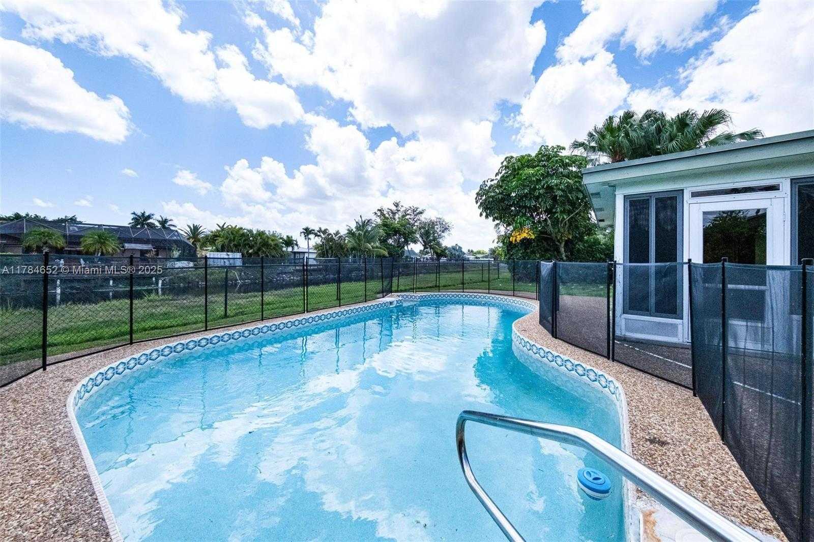 Small Image of 19476 CAROLINA CIR, Boca Raton Number 48