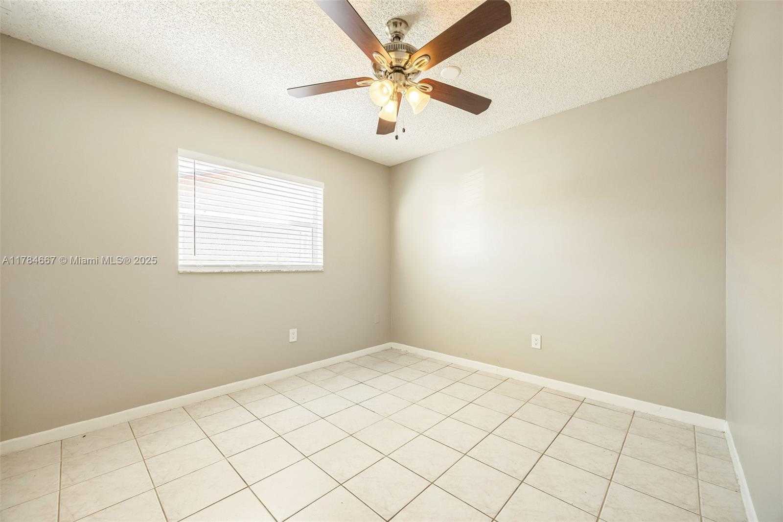 Small Image of 22188 SOUTH WEST 59TH AVE, Boca Raton Number 13