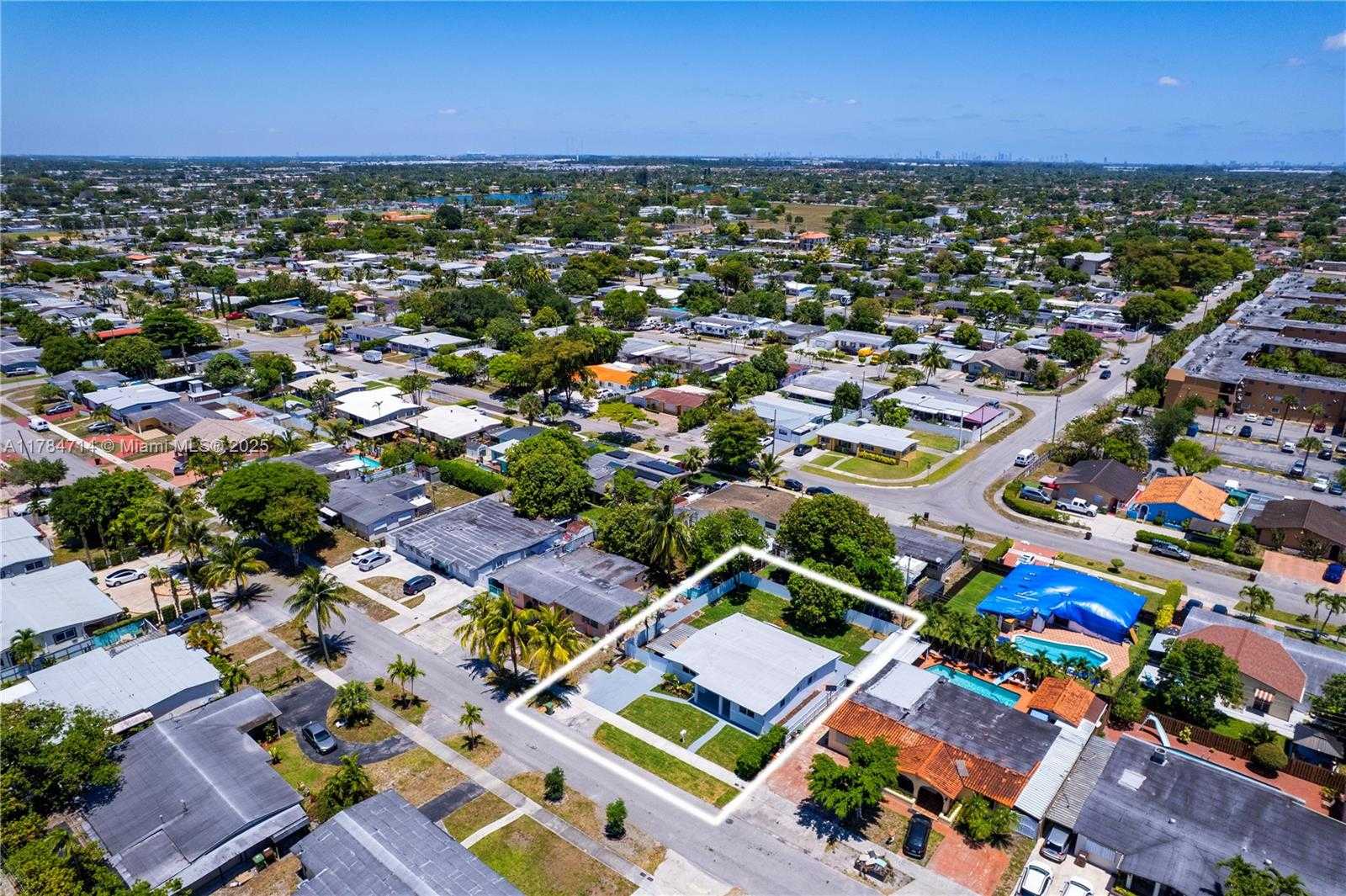 Small Image of 5397 WEST 14TH CT, Hialeah Number 5
