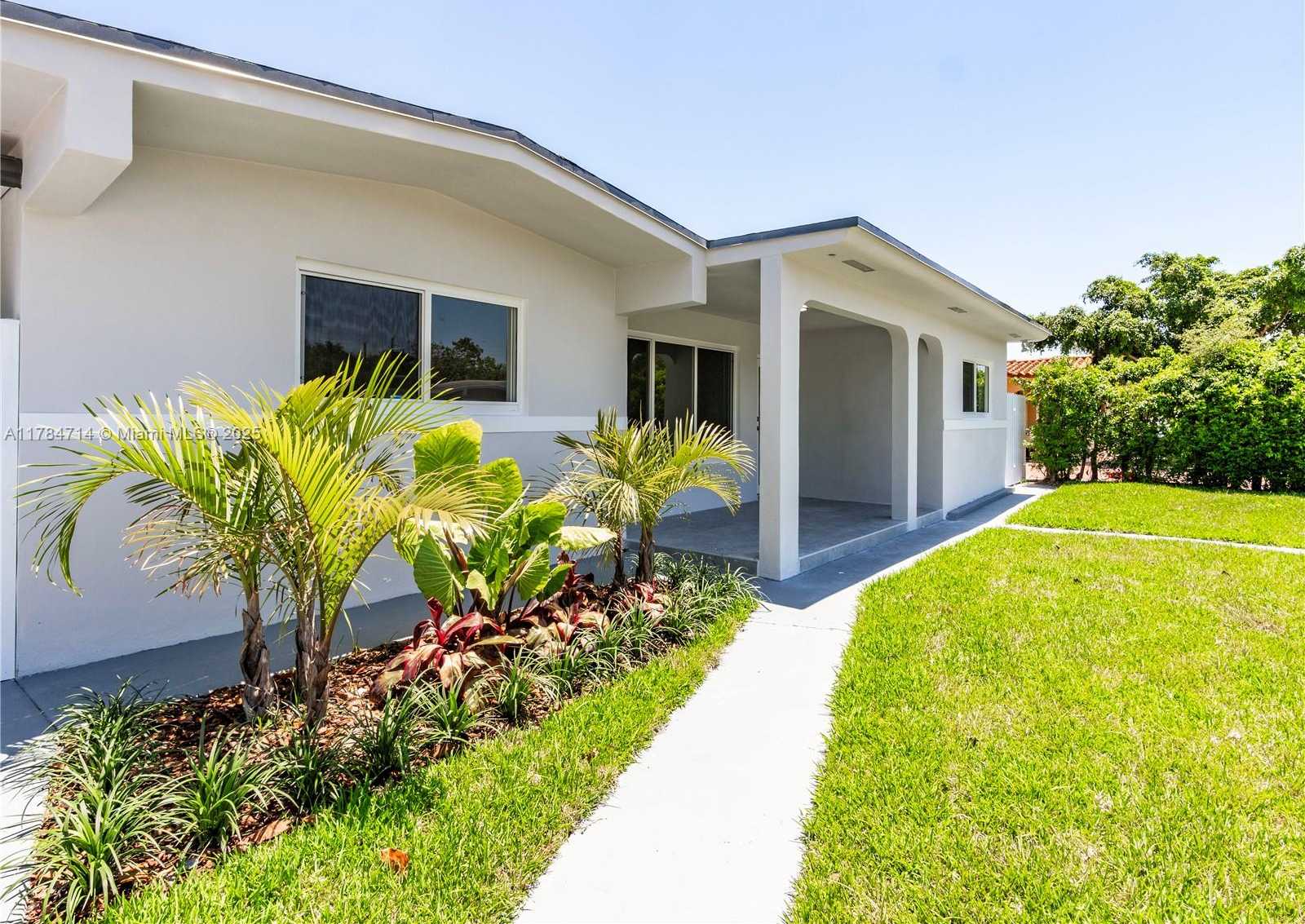 Small Image of 5397 WEST 14TH CT, Hialeah Number 7