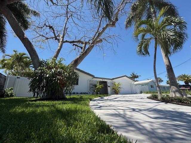 Small Image of 411 SOUTH EAST 6TH AVE, Pompano Beach Number 13