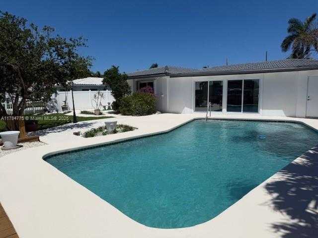 Small Image of 411 SOUTH EAST 6TH AVE, Pompano Beach Number 14