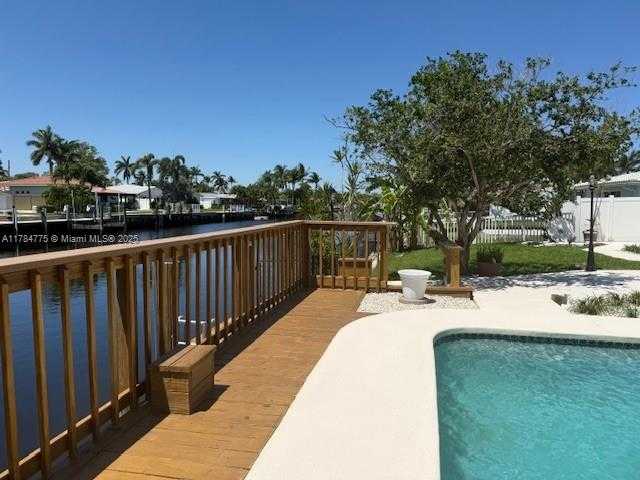 Small Image of 411 SOUTH EAST 6TH AVE, Pompano Beach Number 18