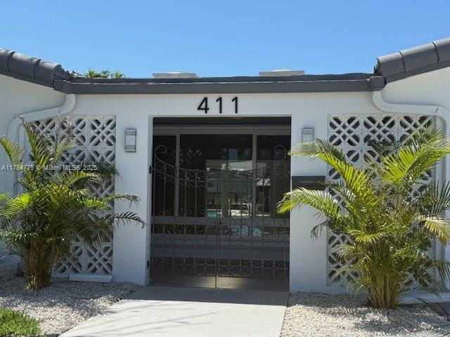 Small Image of 411 SOUTH EAST 6TH AVE, Pompano Beach Number 2