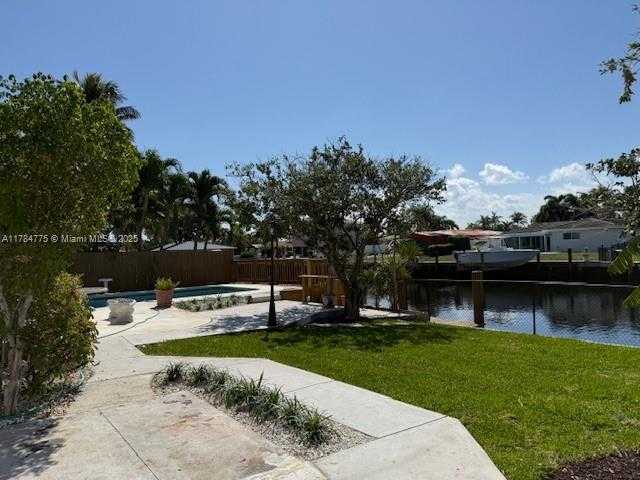 Small Image of 411 SOUTH EAST 6TH AVE, Pompano Beach Number 22