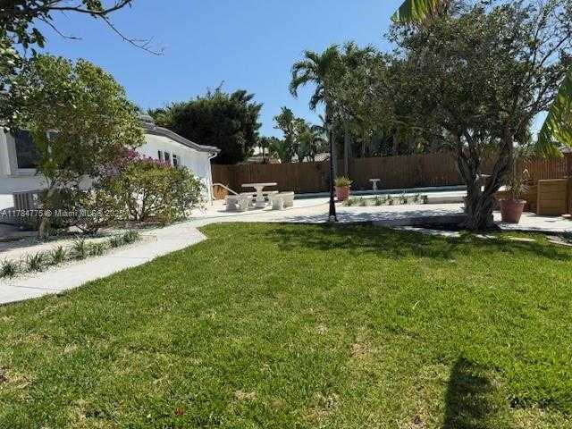 Small Image of 411 SOUTH EAST 6TH AVE, Pompano Beach Number 23