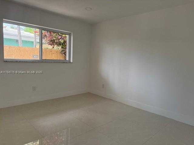 Small Image of 411 SOUTH EAST 6TH AVE, Pompano Beach Number 30