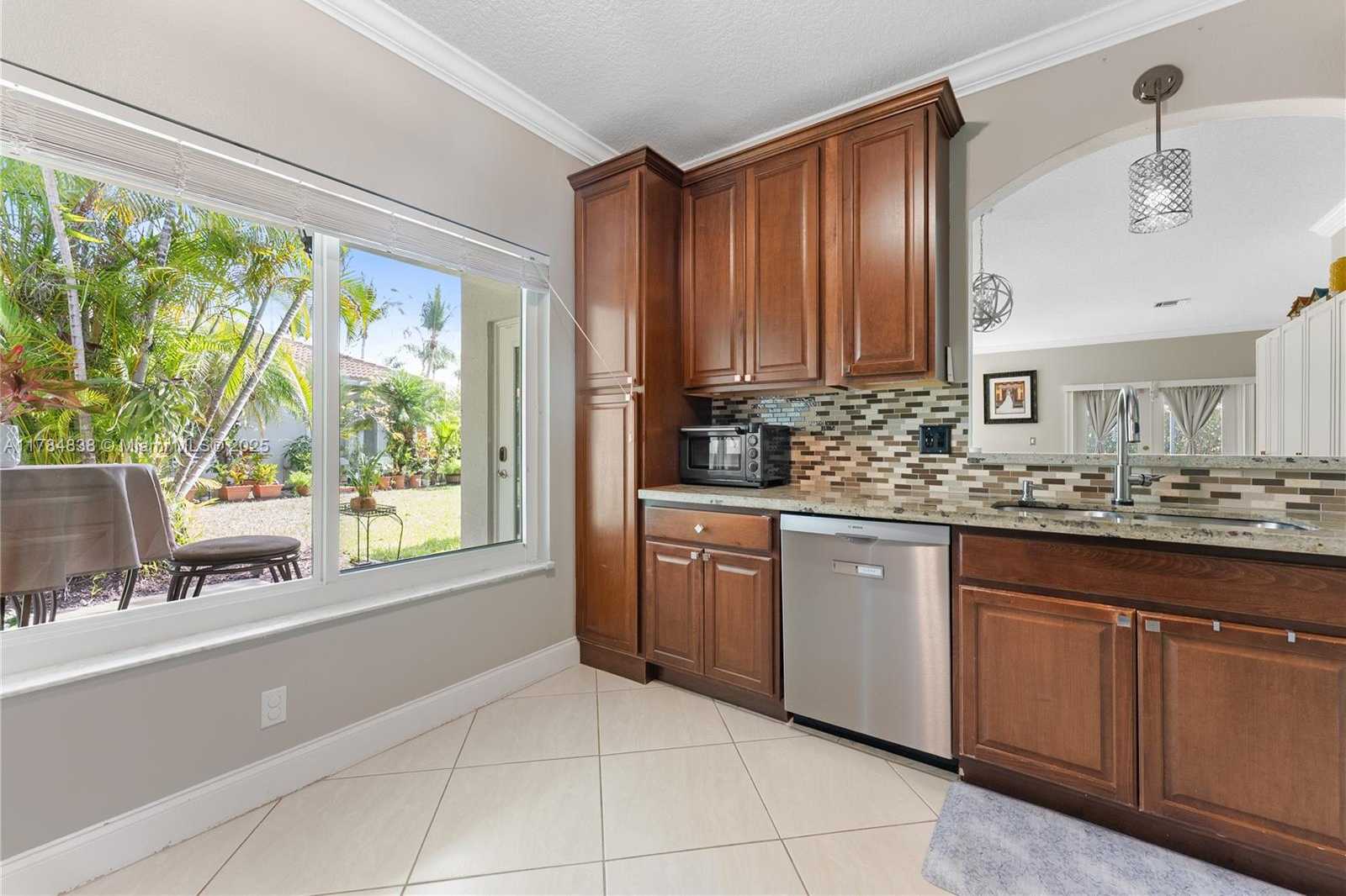 Small Image of 1070 SOUTH WEST 42ND TER, Deerfield Beach Number 15
