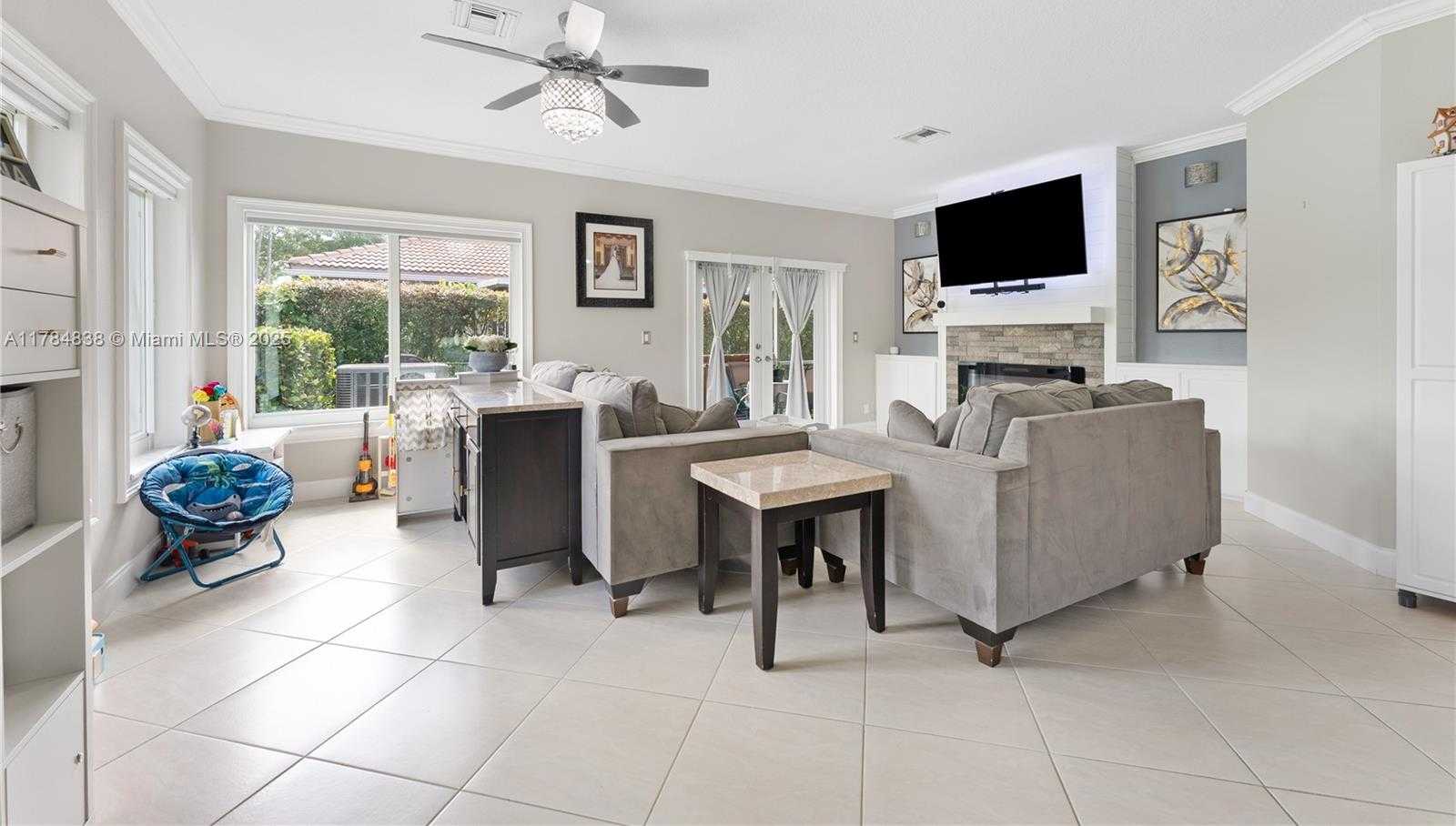 Small Image of 1070 SOUTH WEST 42ND TER, Deerfield Beach Number 2