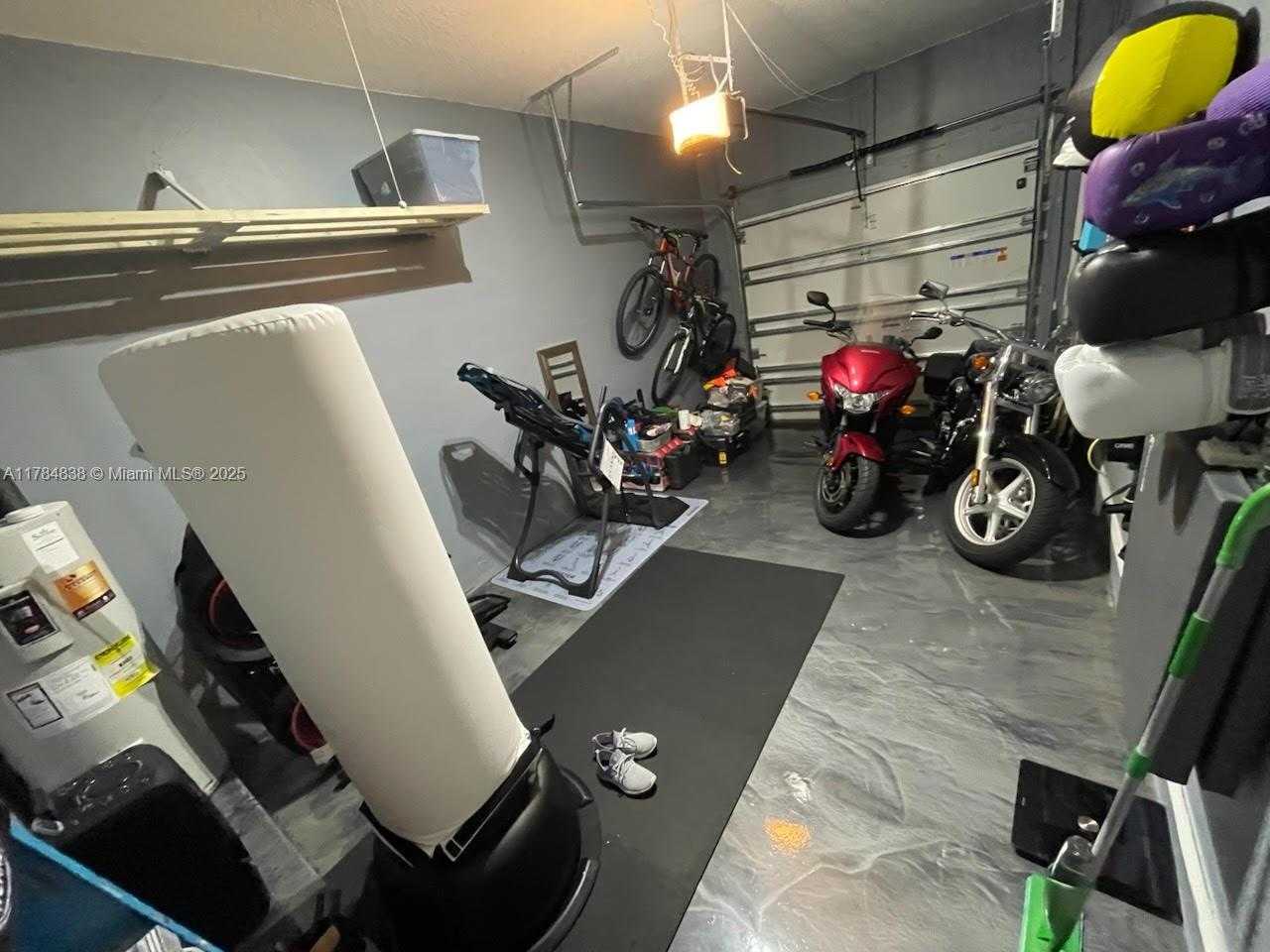 Small Image of 1070 SOUTH WEST 42ND TER, Deerfield Beach Number 30