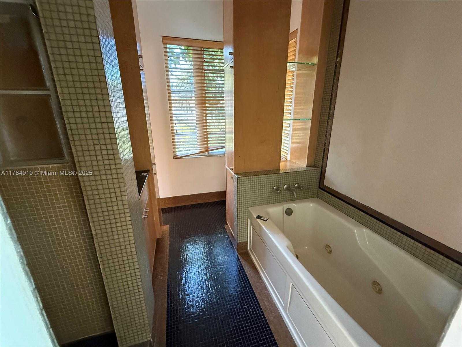 Small Image of 1722 JEFFERSON AVE, Miami Beach Number 21