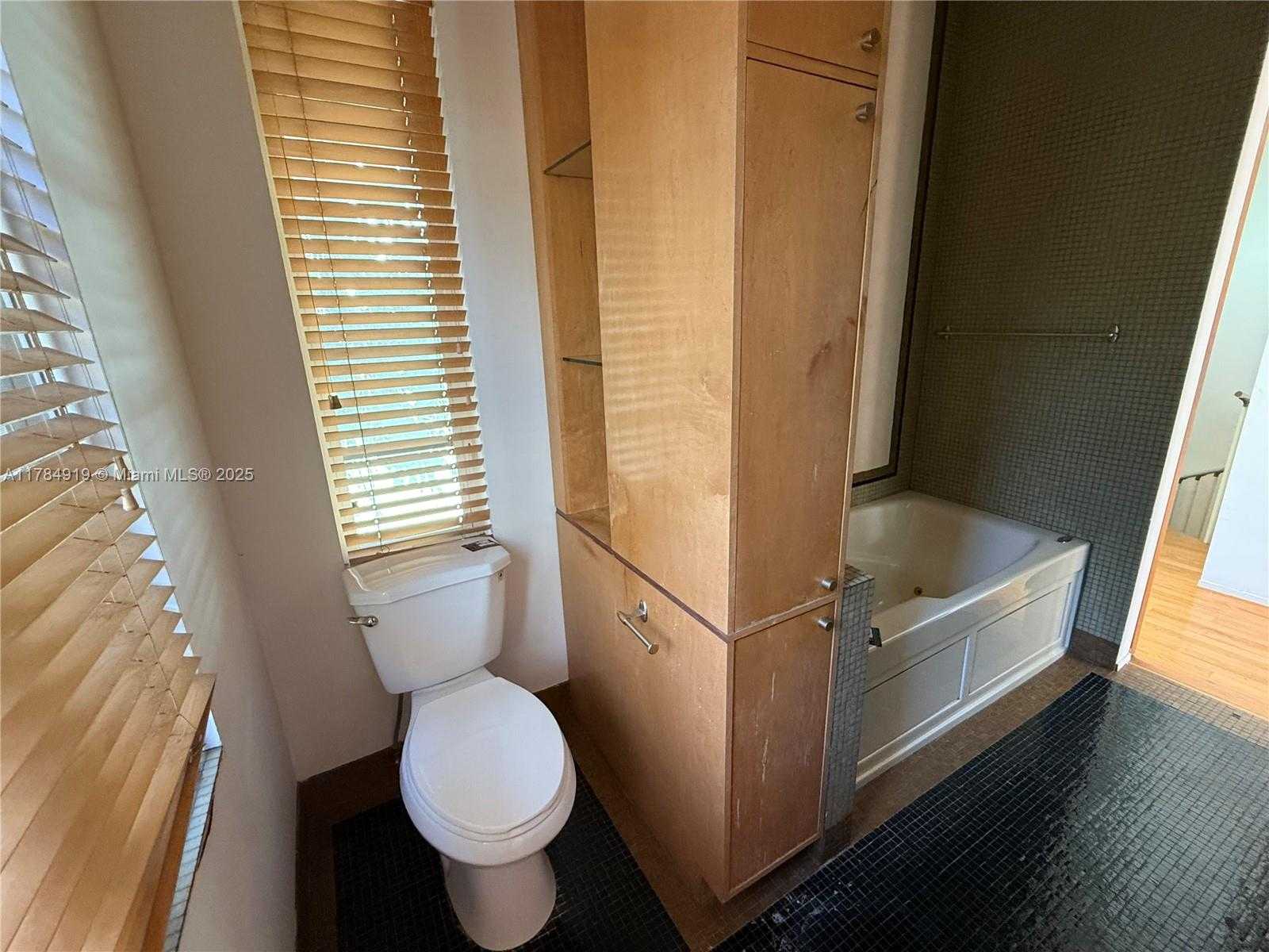 Small Image of 1722 JEFFERSON AVE, Miami Beach Number 22