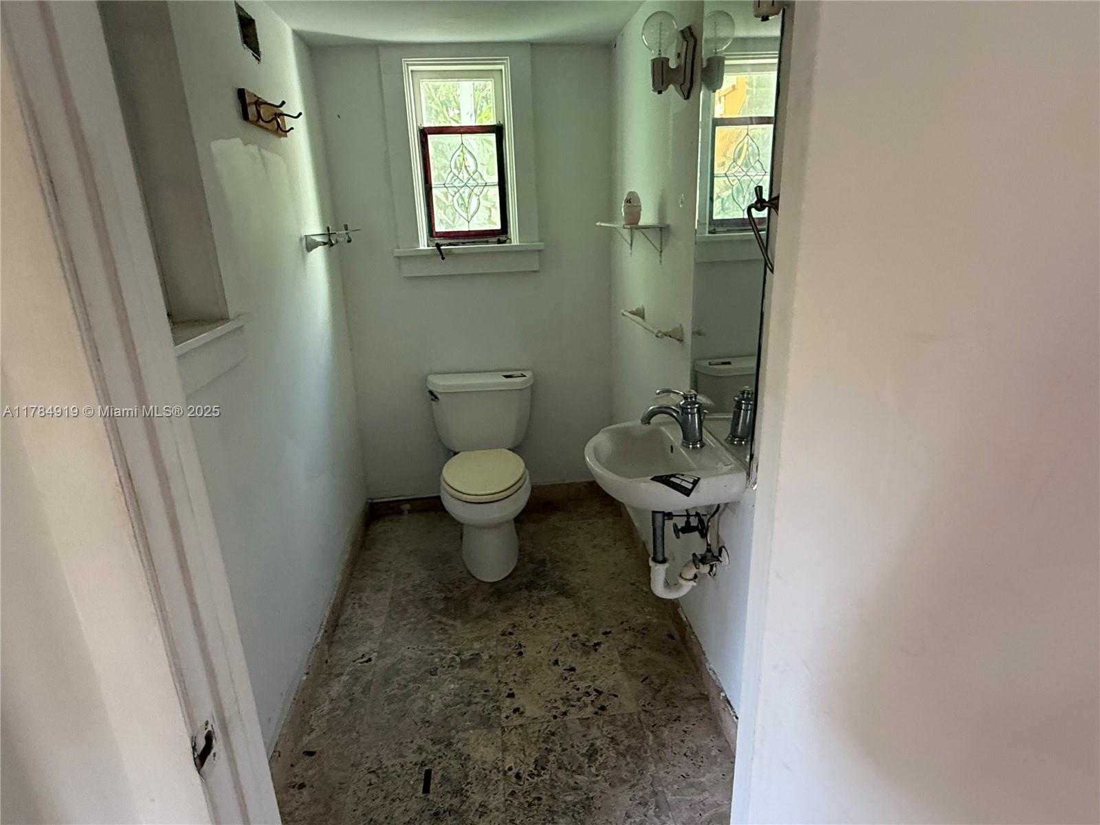 Small Image of 1722 JEFFERSON AVE, Miami Beach Number 24