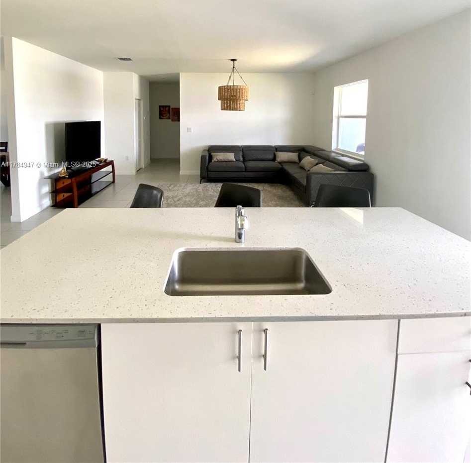 Small Image of 16715 SOUTH WEST 292ND TER, Homestead Number 14