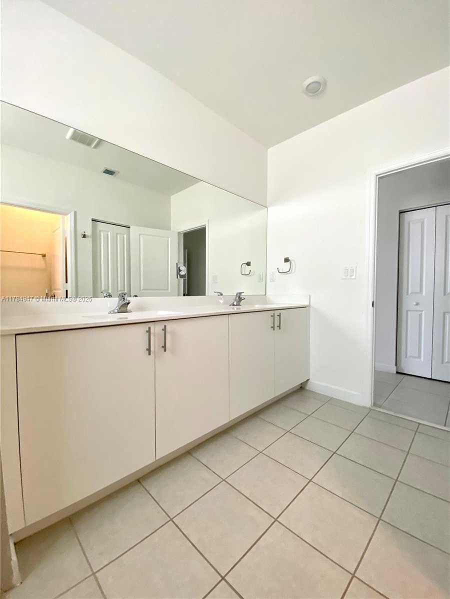 Small Image of 16715 SOUTH WEST 292ND TER, Homestead Number 23