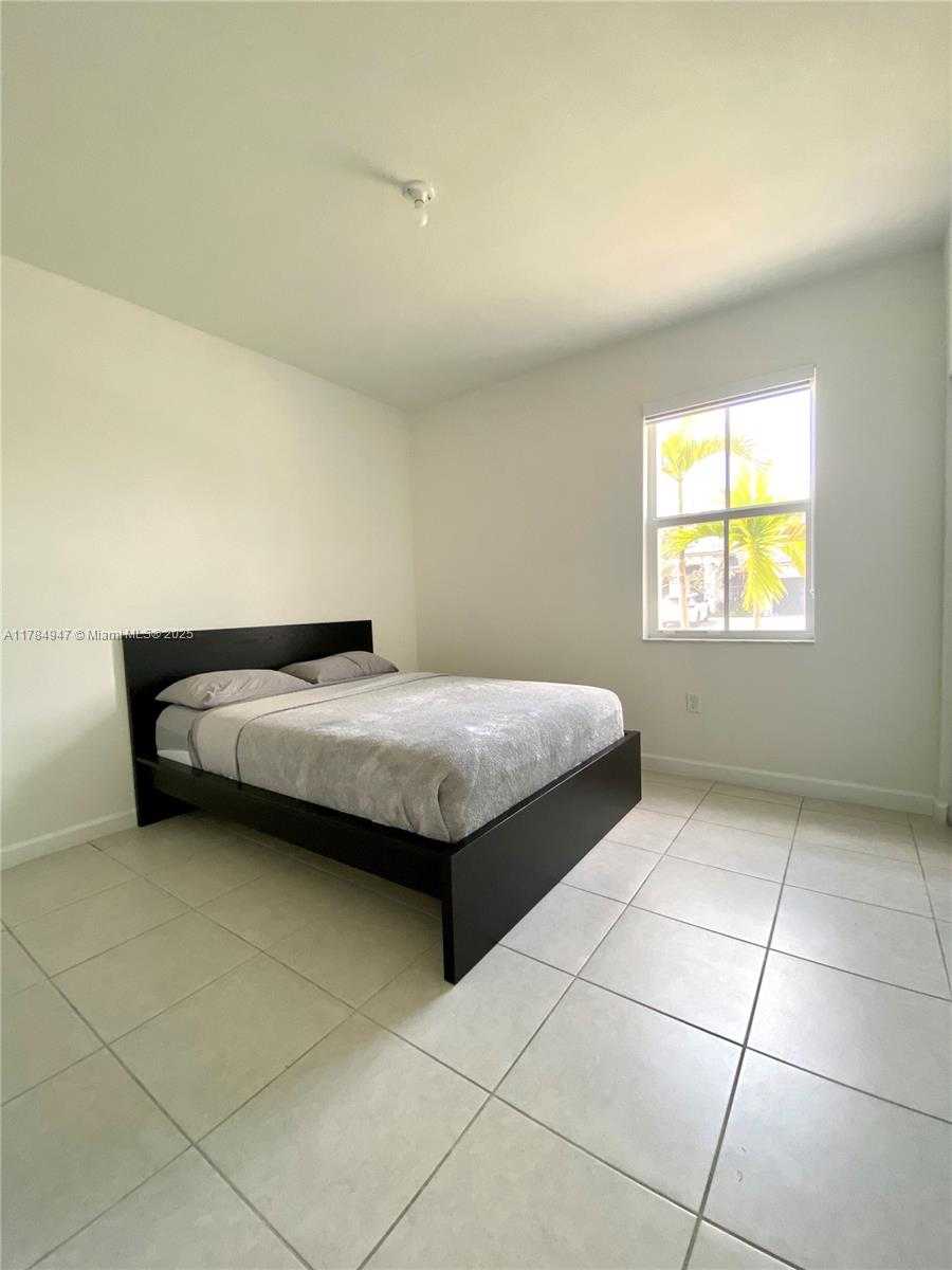 Small Image of 16715 SOUTH WEST 292ND TER, Homestead Number 26