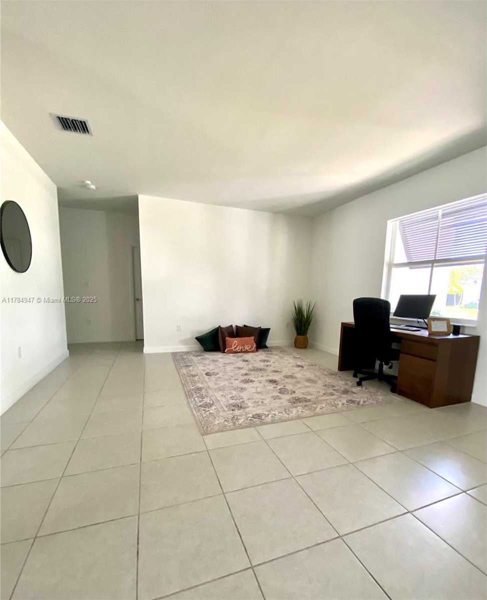 Small Image of 16715 SOUTH WEST 292ND TER, Homestead Number 4