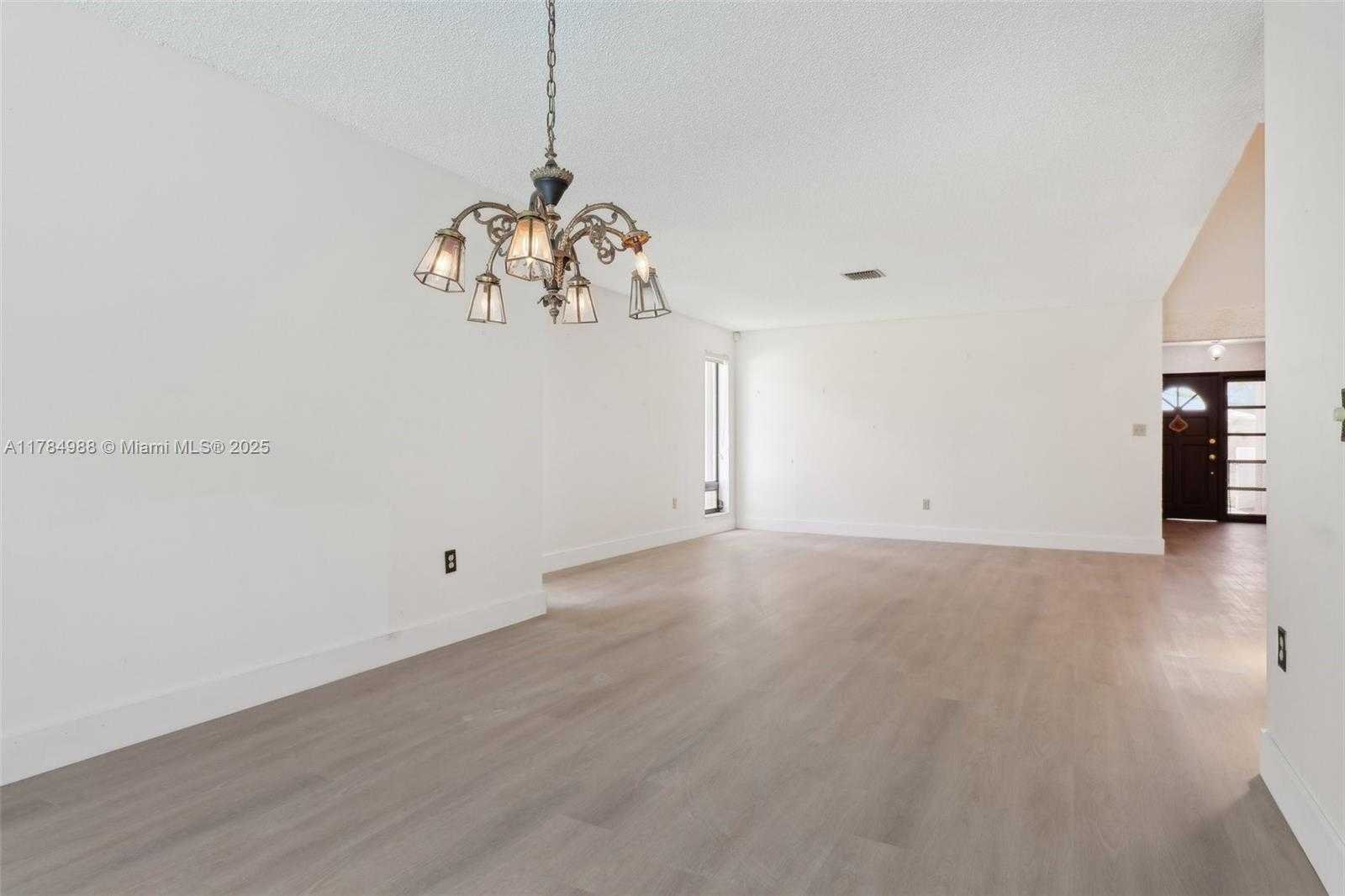 Small Image of 4967 SOUTH WEST 94TH TER, Cooper City Number 14