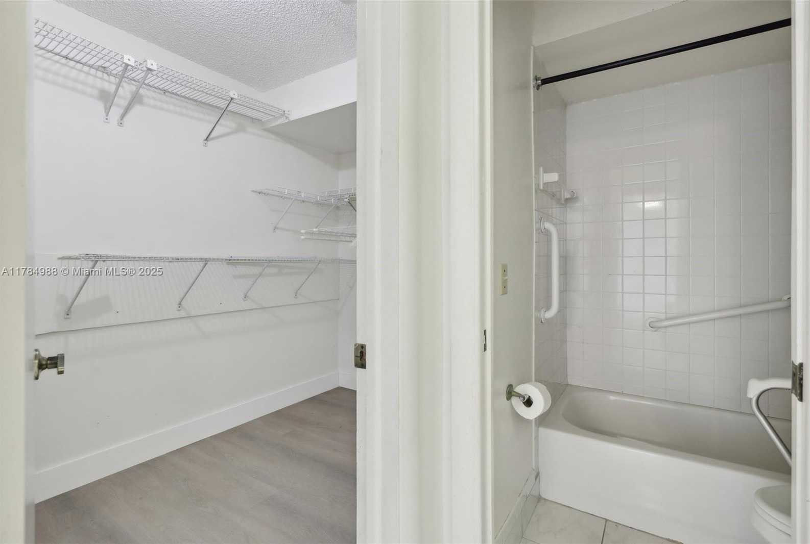 Small Image of 4967 SOUTH WEST 94TH TER, Cooper City Number 38