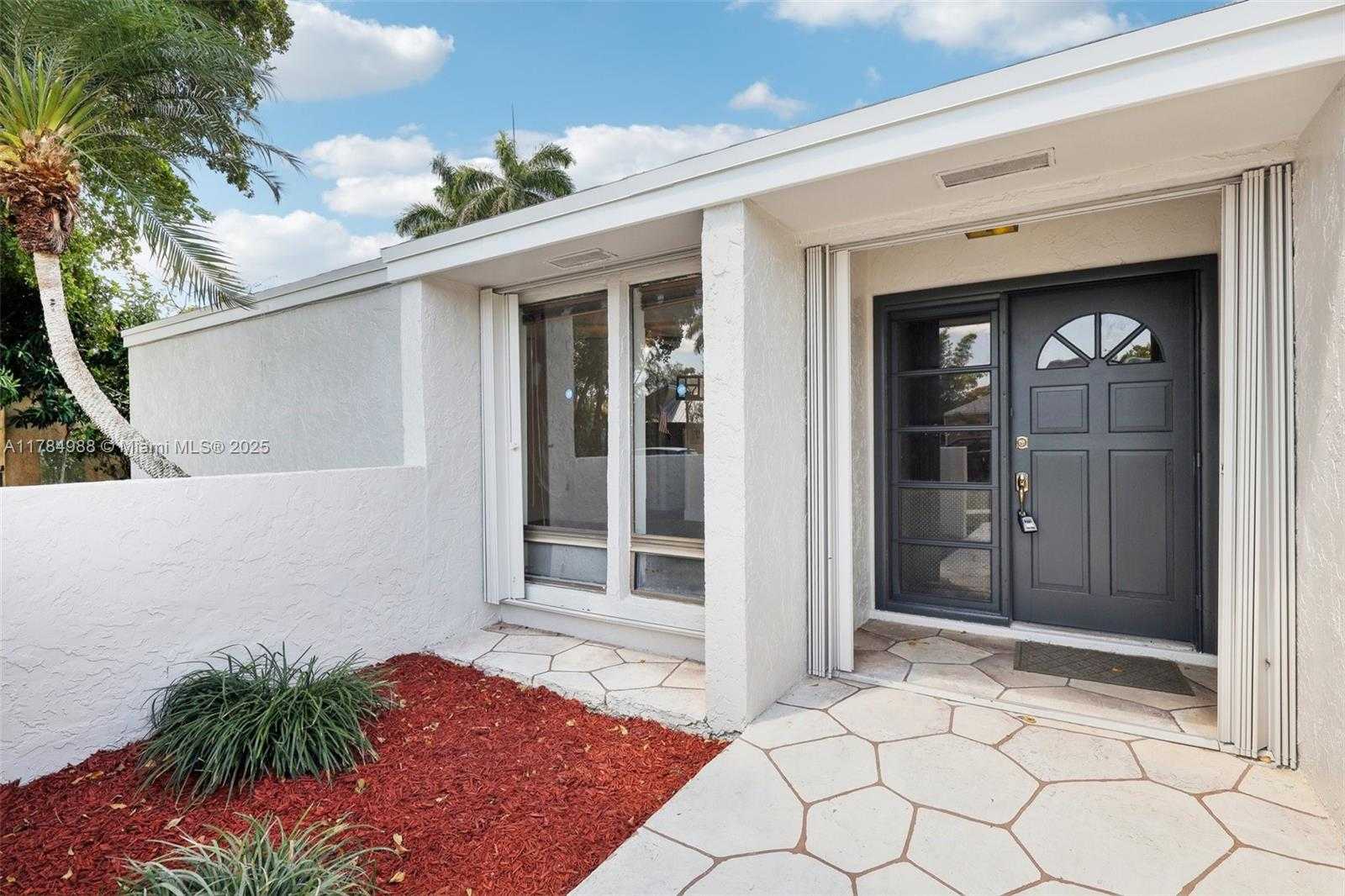 Small Image of 4967 SOUTH WEST 94TH TER, Cooper City Number 5