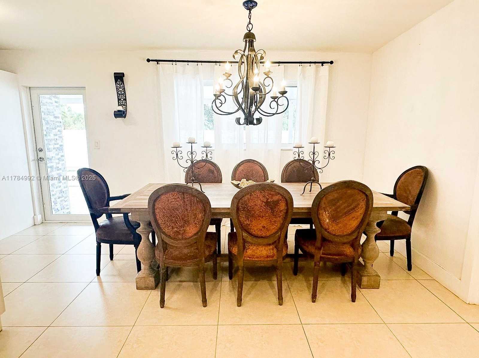 Small Image of 410 WEST 30TH PL, Hialeah Number 10