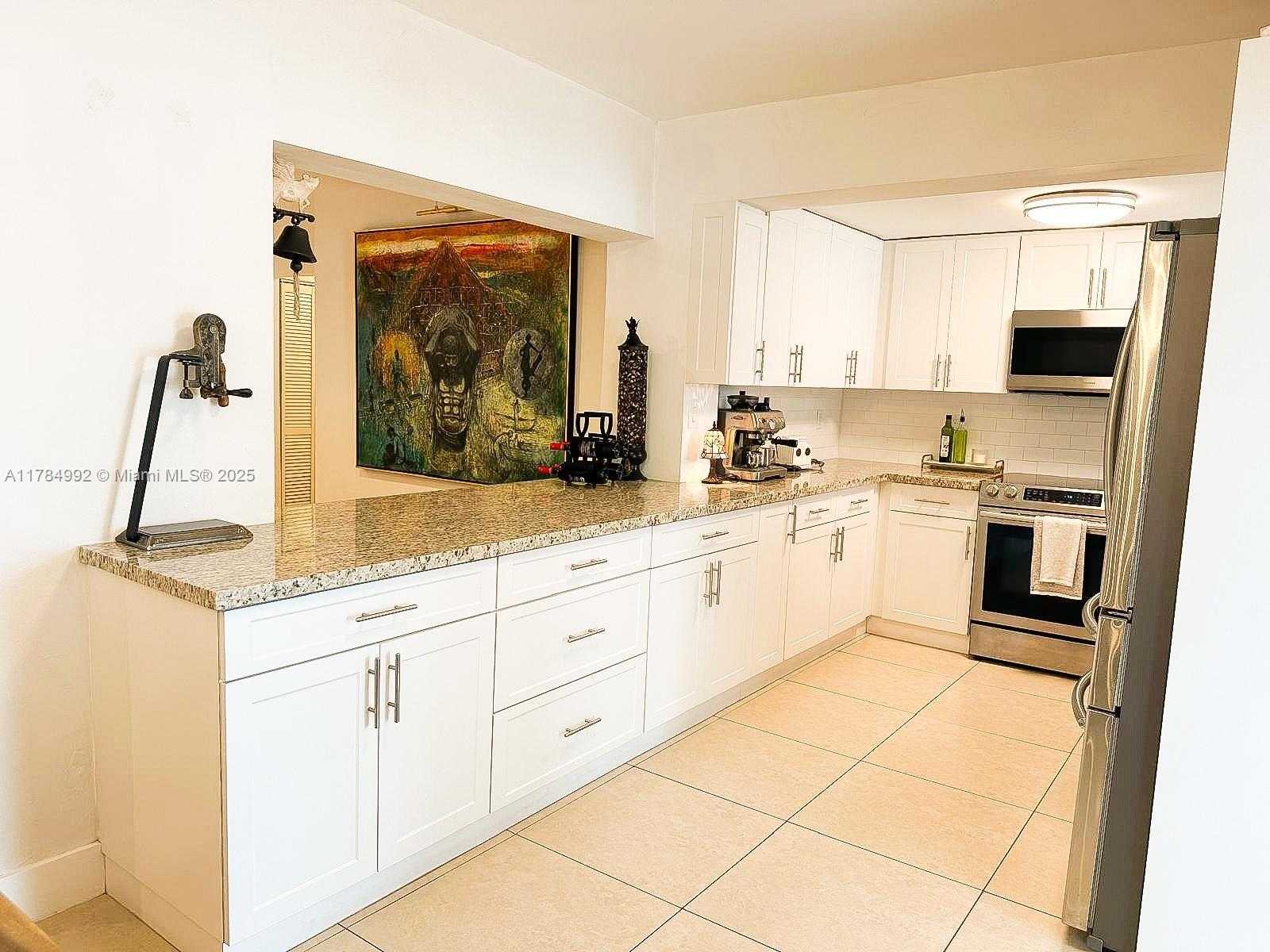 Small Image of 410 WEST 30TH PL, Hialeah Number 9