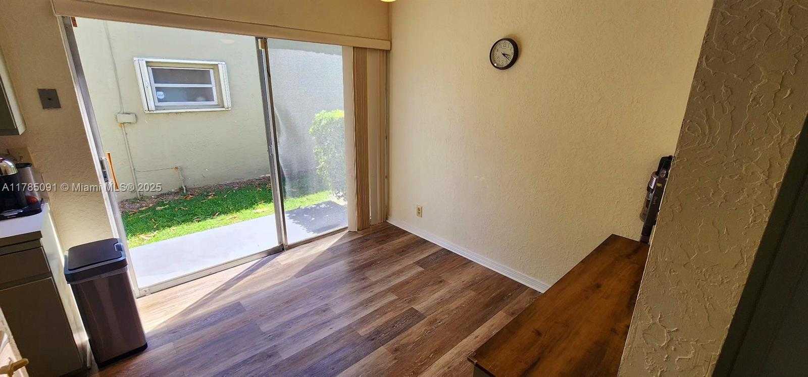 Small Image of 22310 CAMEO DR E, Boca Raton Number 24