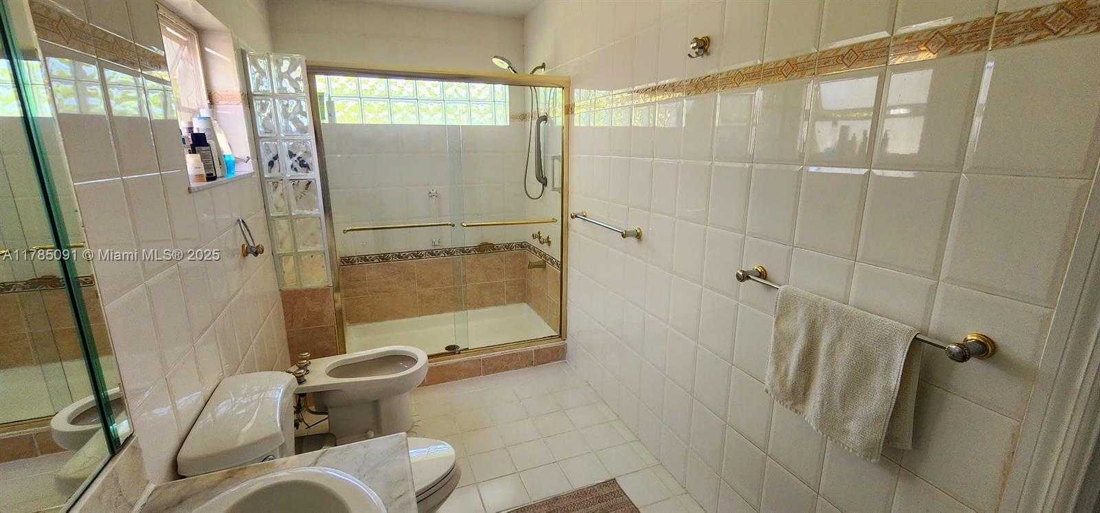 Small Image of 22310 CAMEO DR E, Boca Raton Number 32