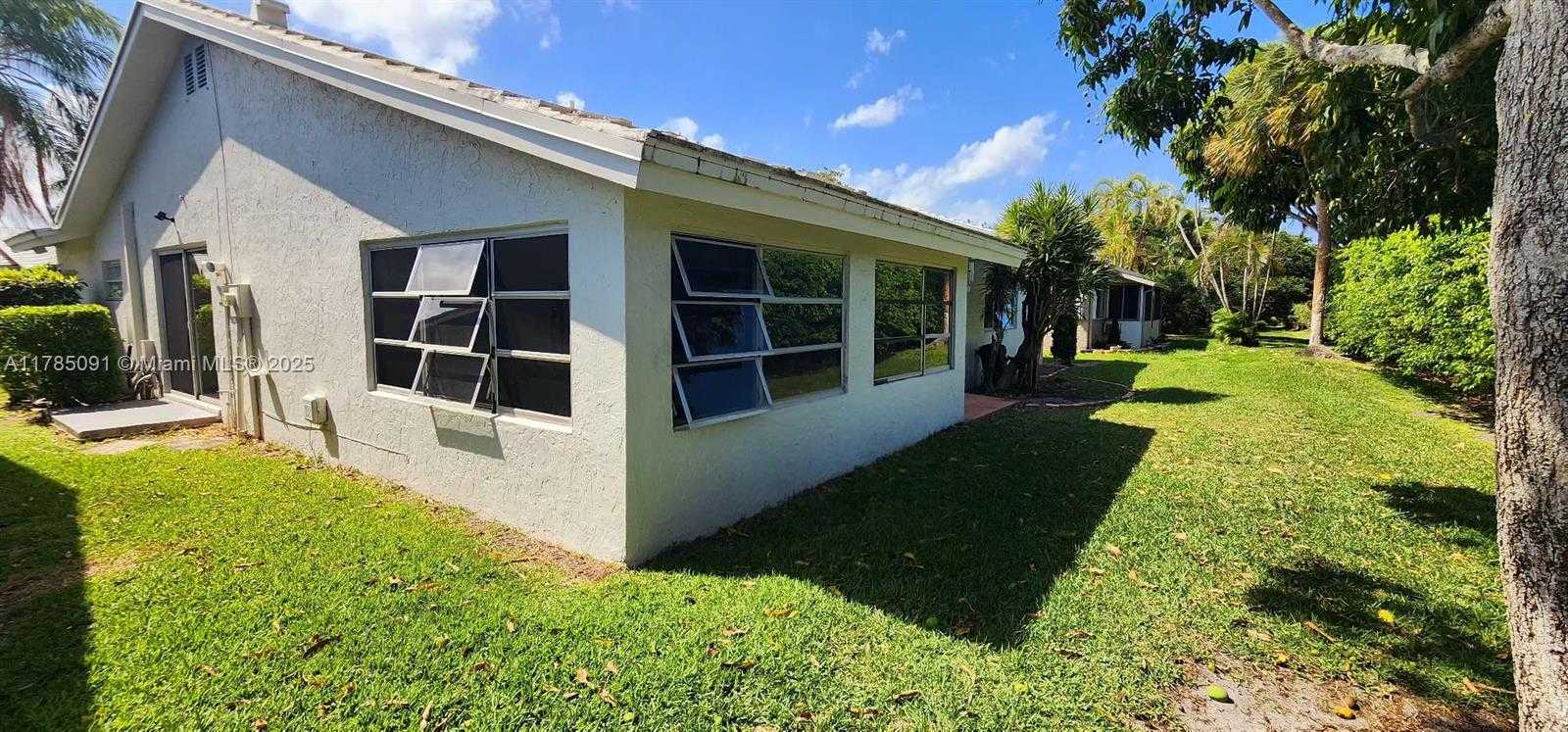 Small Image of 22310 CAMEO DR E, Boca Raton Number 44