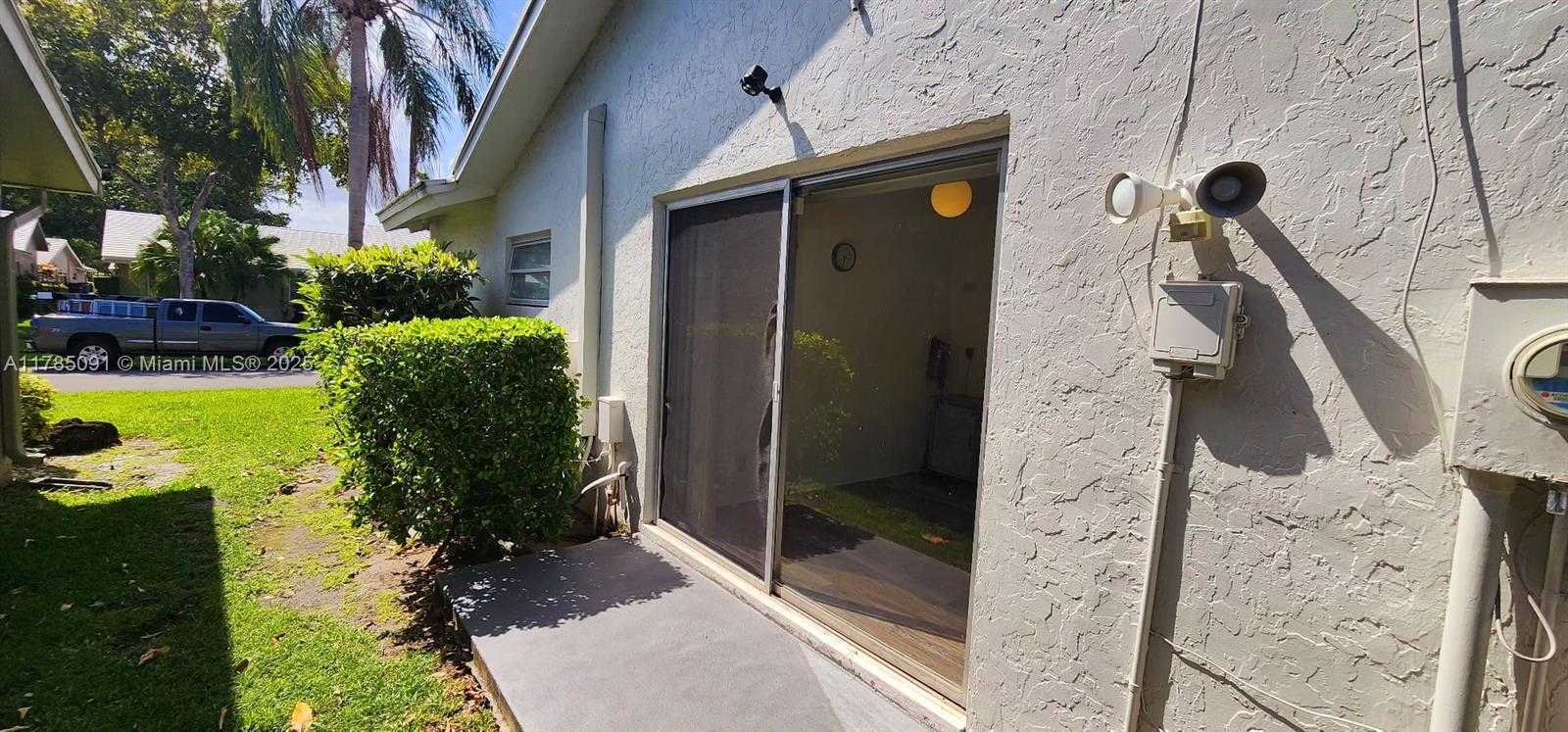 Small Image of 22310 CAMEO DR E, Boca Raton Number 45