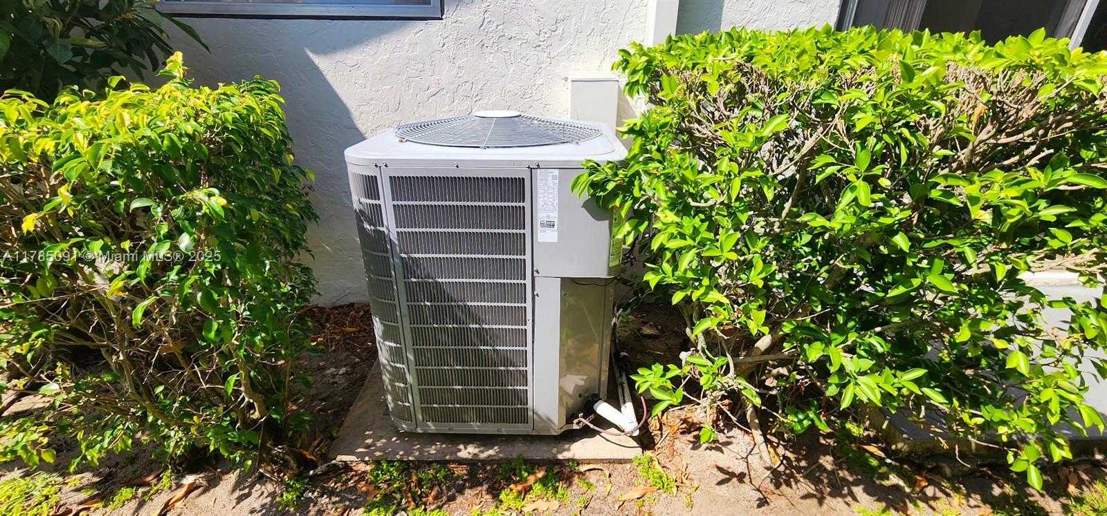 Small Image of 22310 CAMEO DR E, Boca Raton Number 46