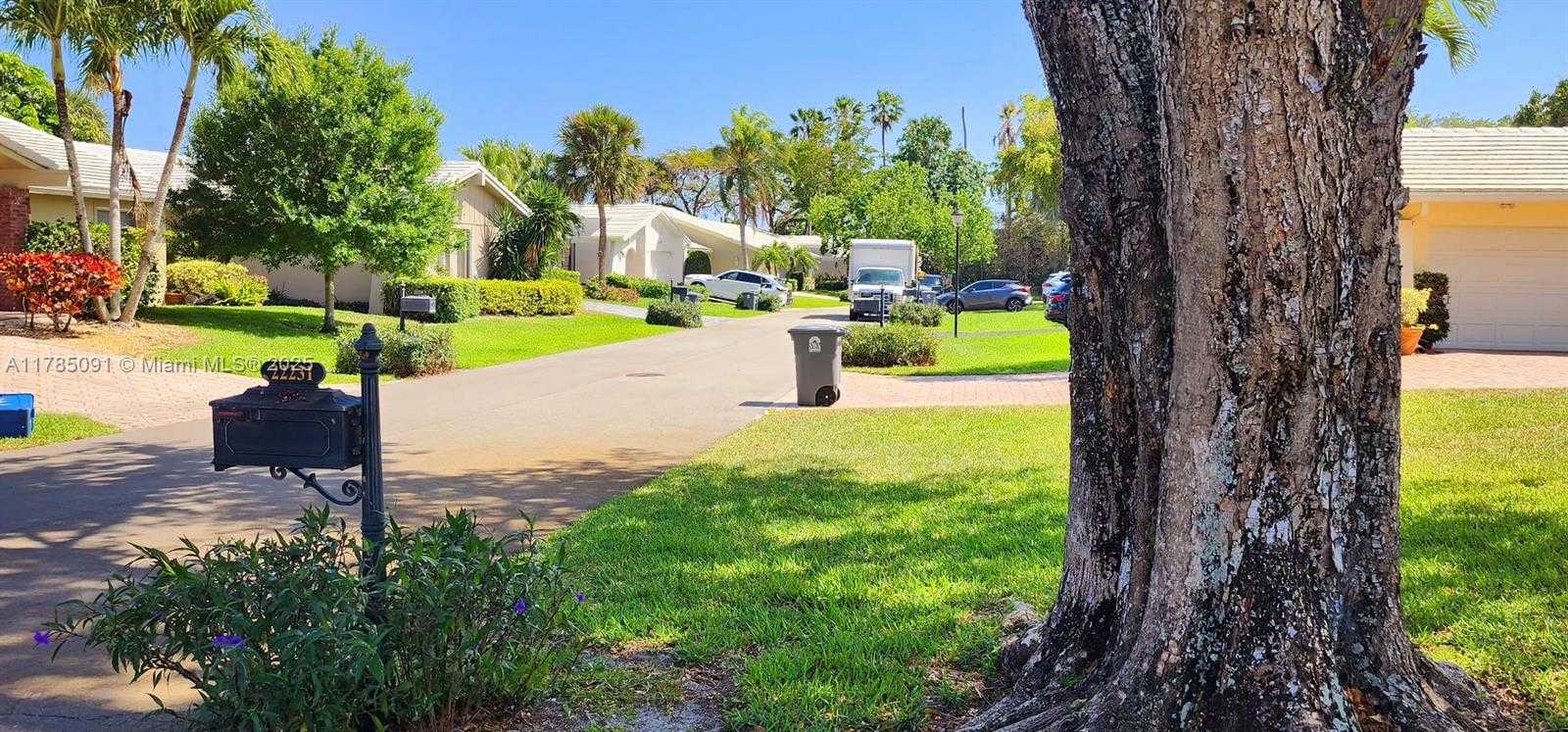 Small Image of 22310 CAMEO DR E, Boca Raton Number 5