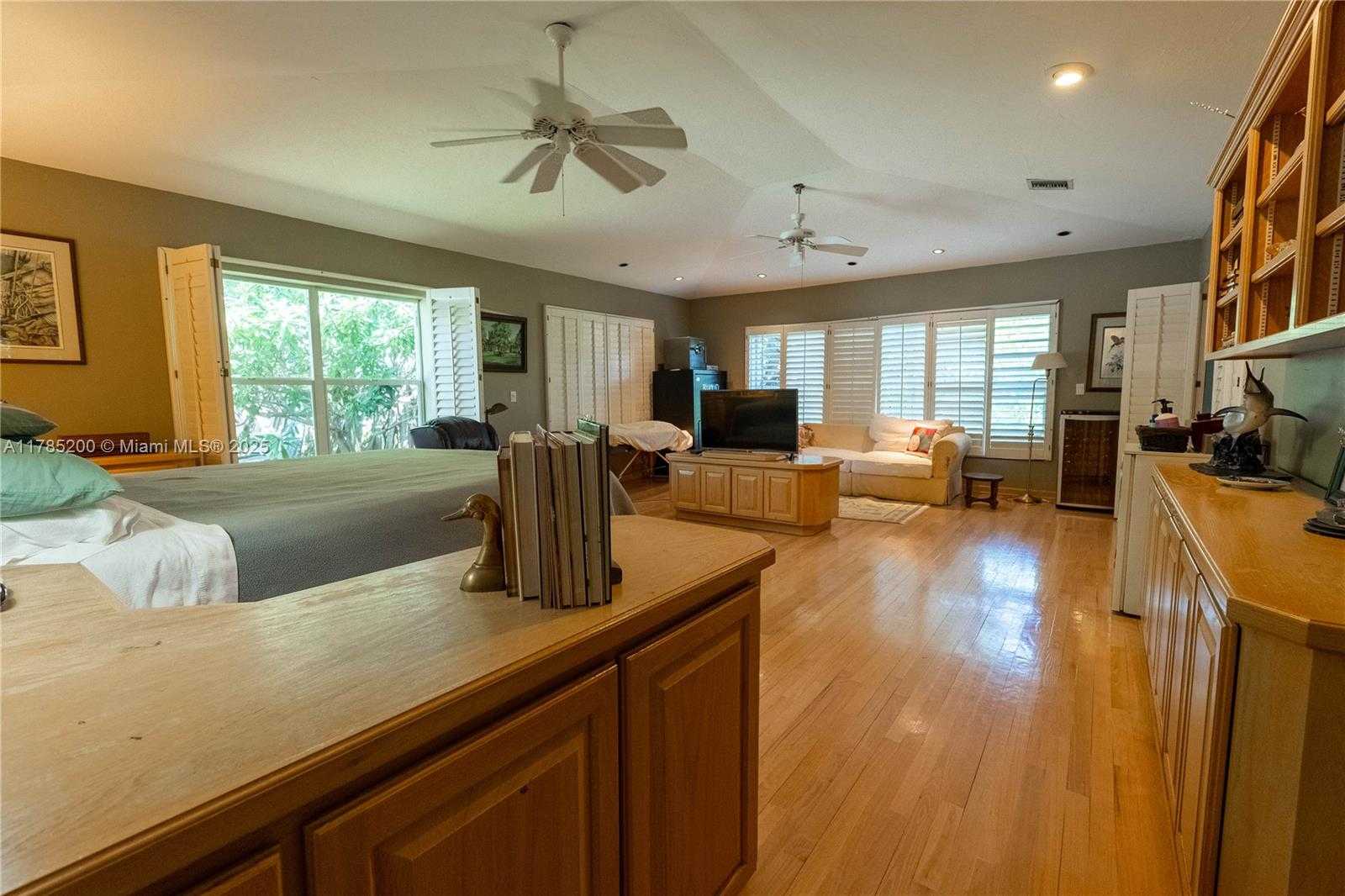 Small Image of 8001 SOUTH WEST 133RD, Pinecrest Number 17